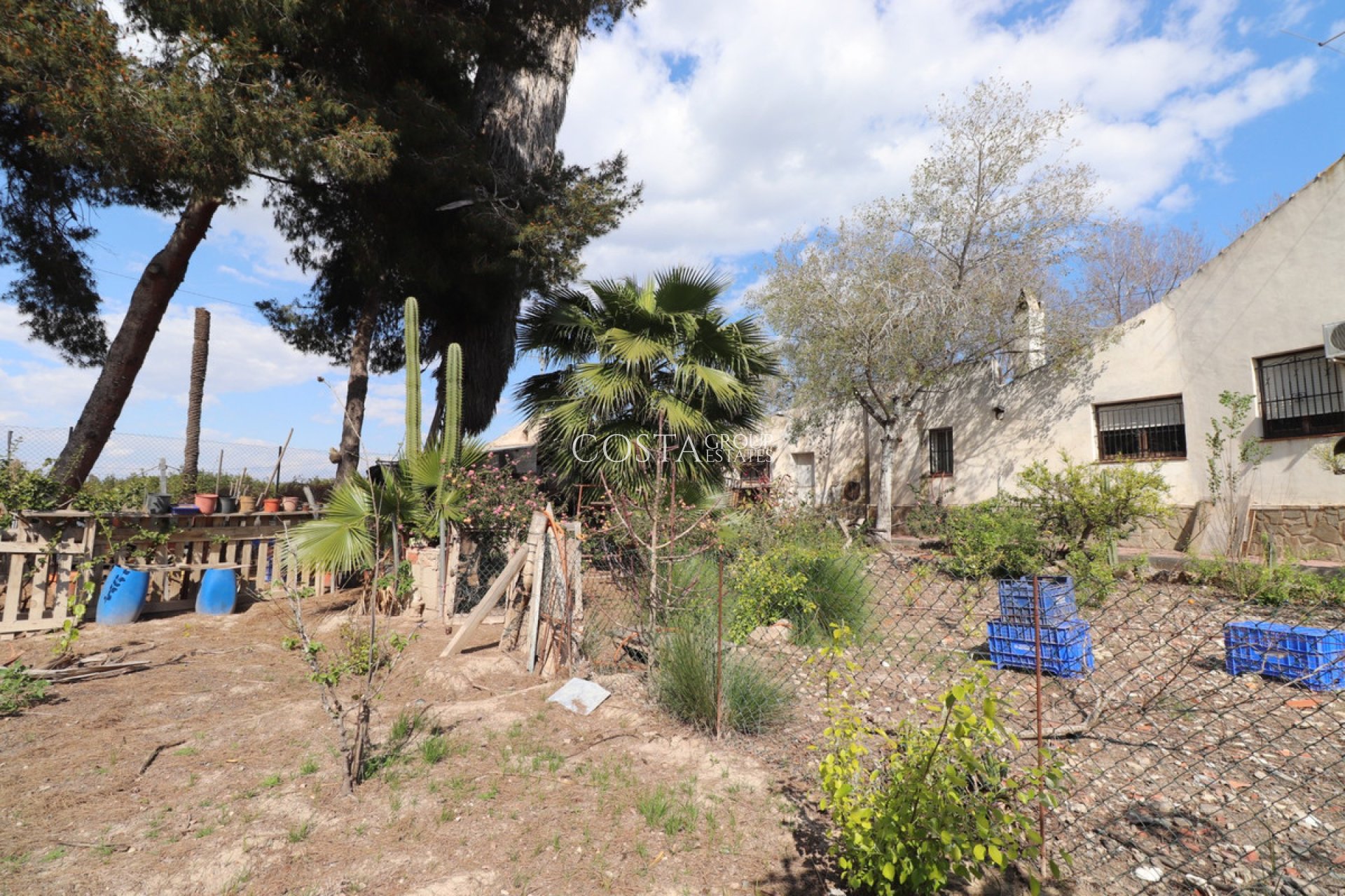 Resale - Villa -
Almoradí - Heredades