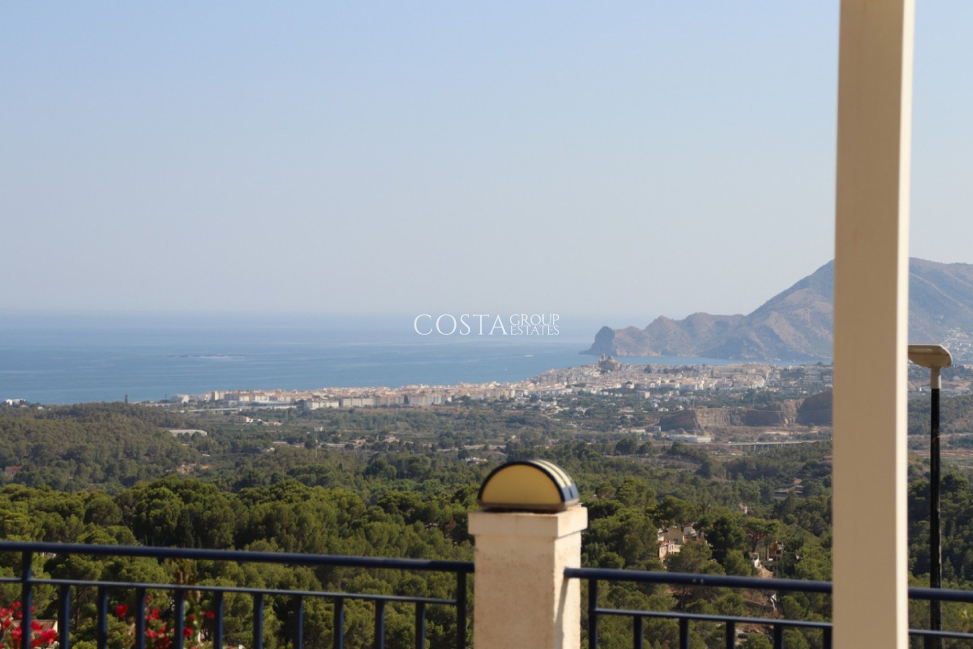 Resale - Villa -
Altea - Altea Centro