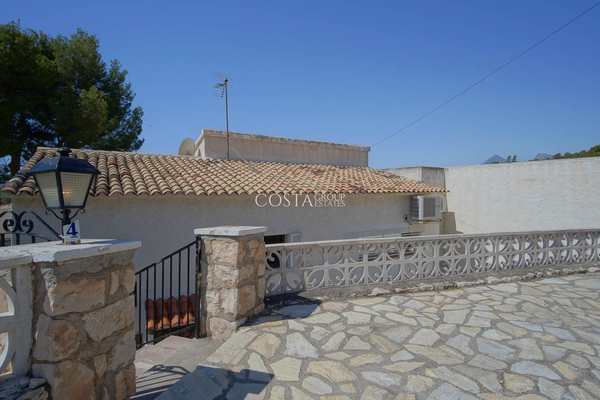 Resale - Villa -
Altea - Altea Centro