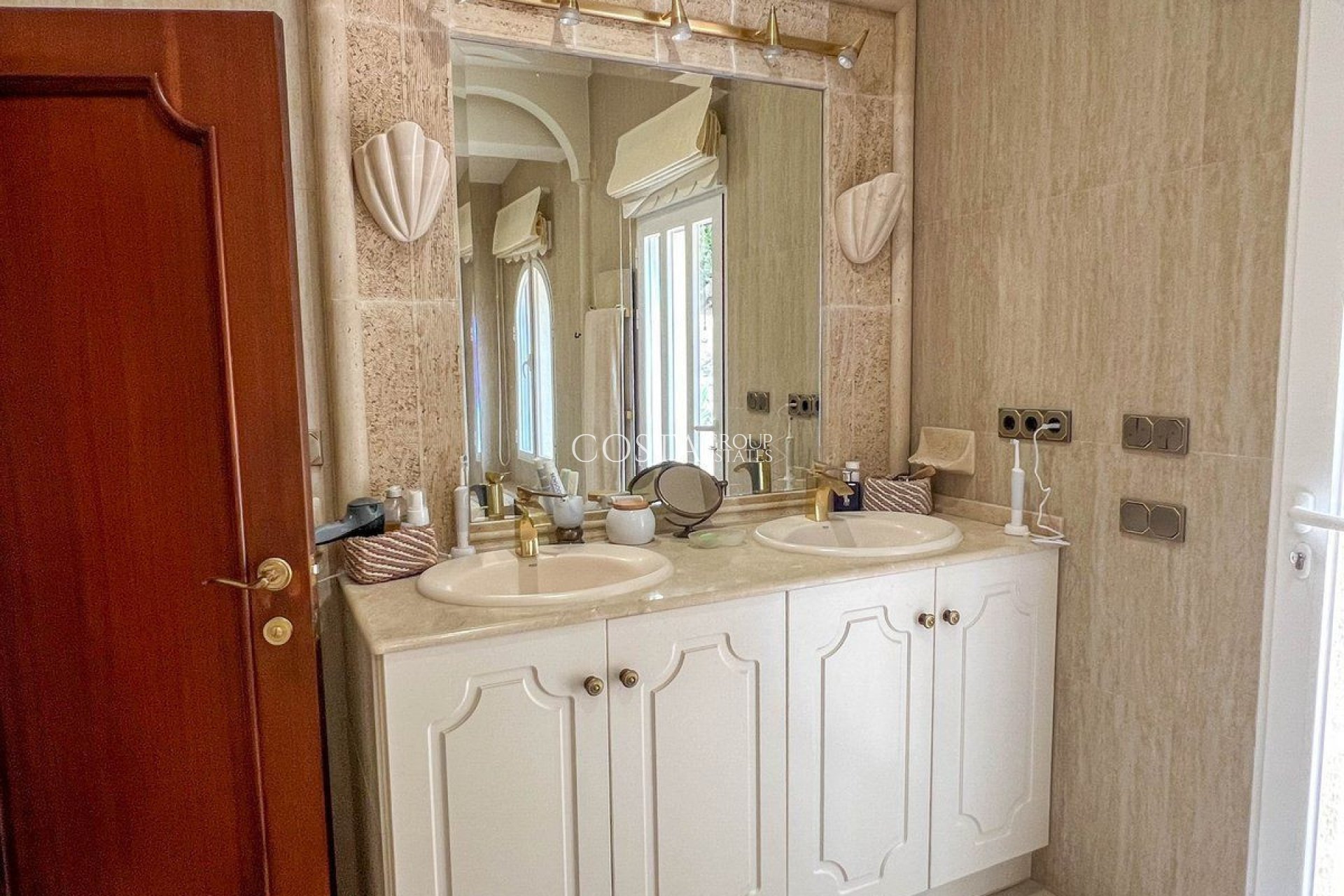 Resale - Villa -
Altea - Altea Centro