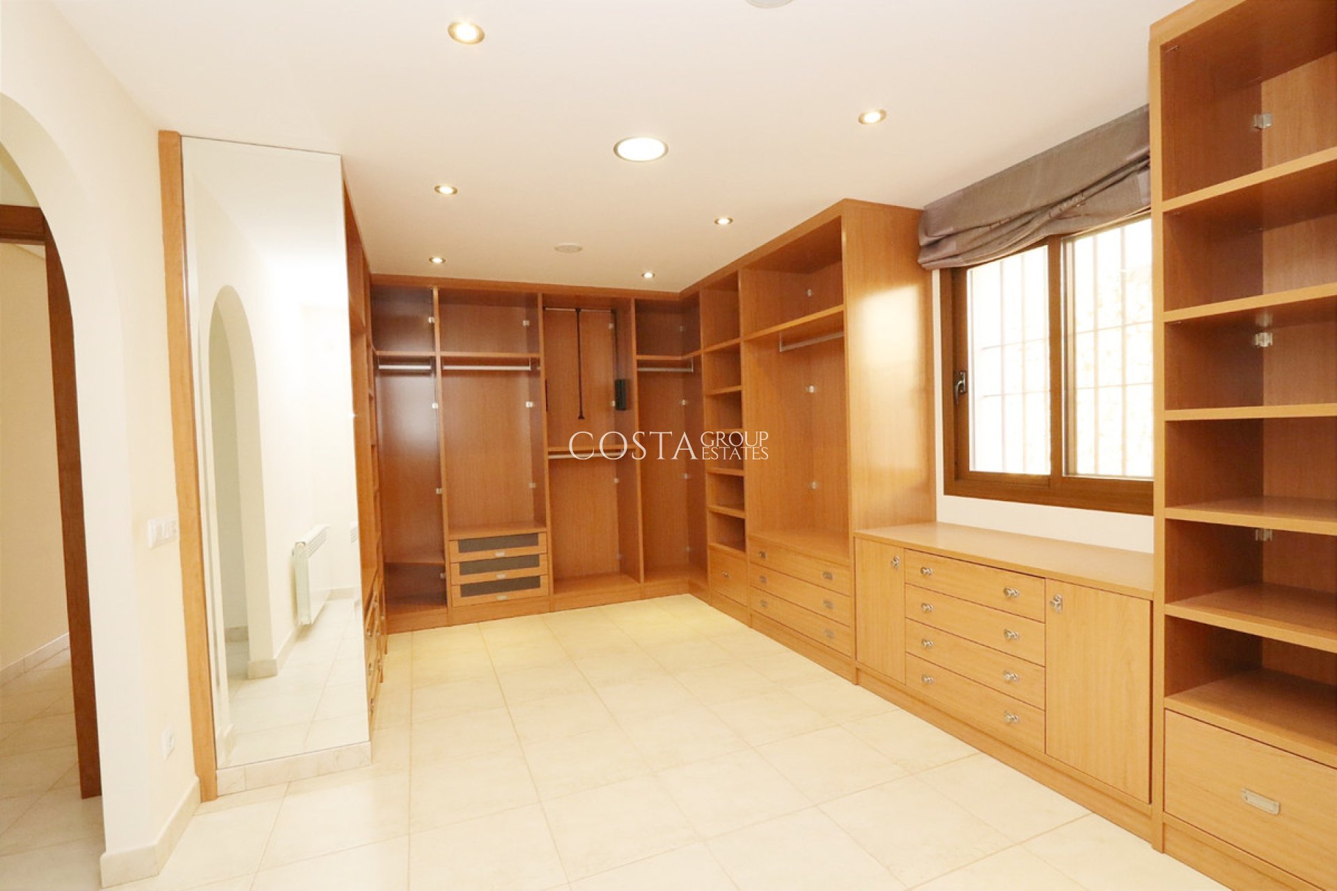 Resale - Villa -
Altea - Altea Centro