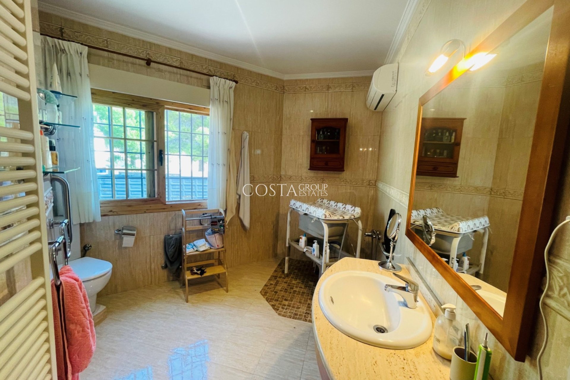 Resale - Villa -
Altea - Altea Centro