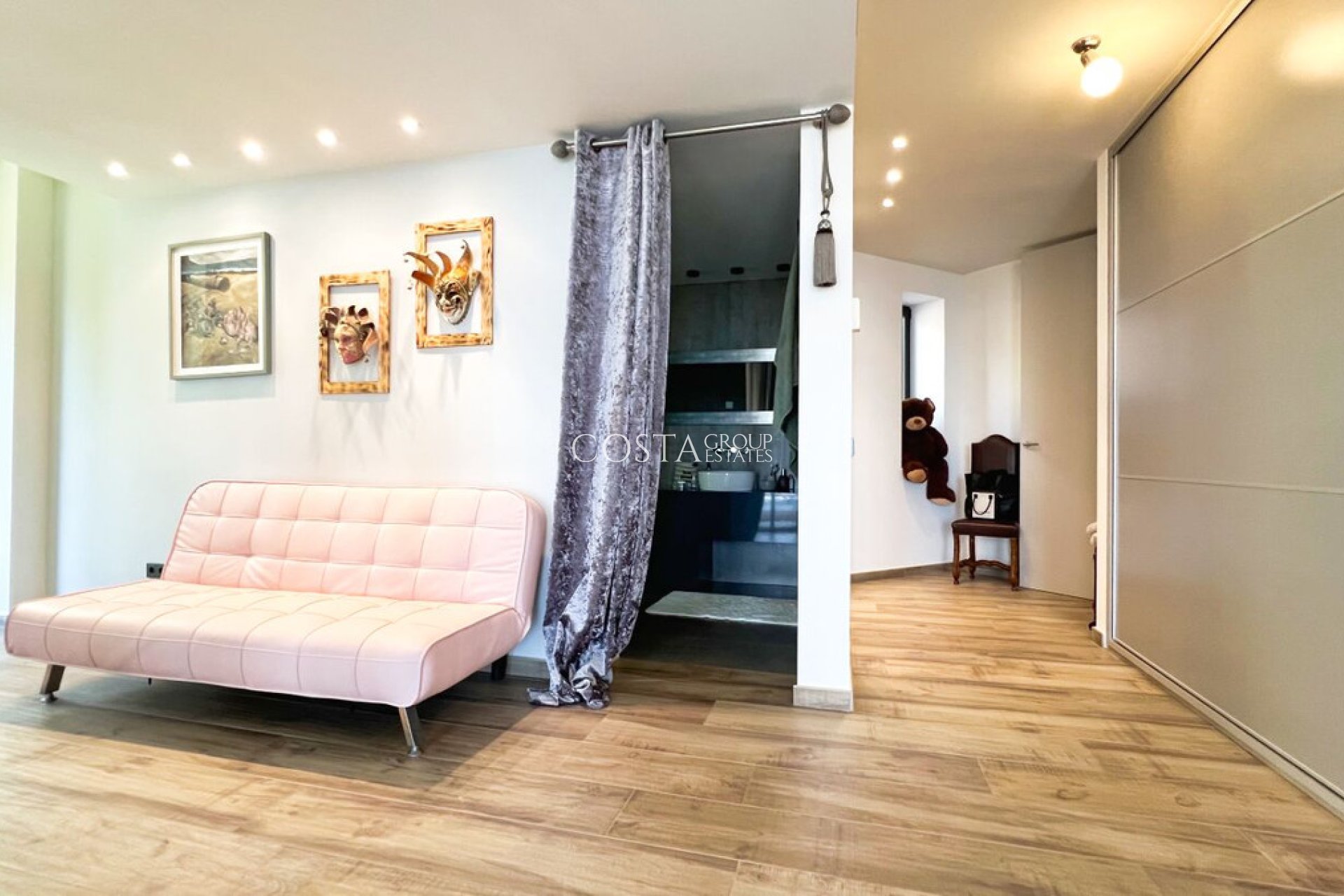 Resale - Villa -
Altea - Altea Hills