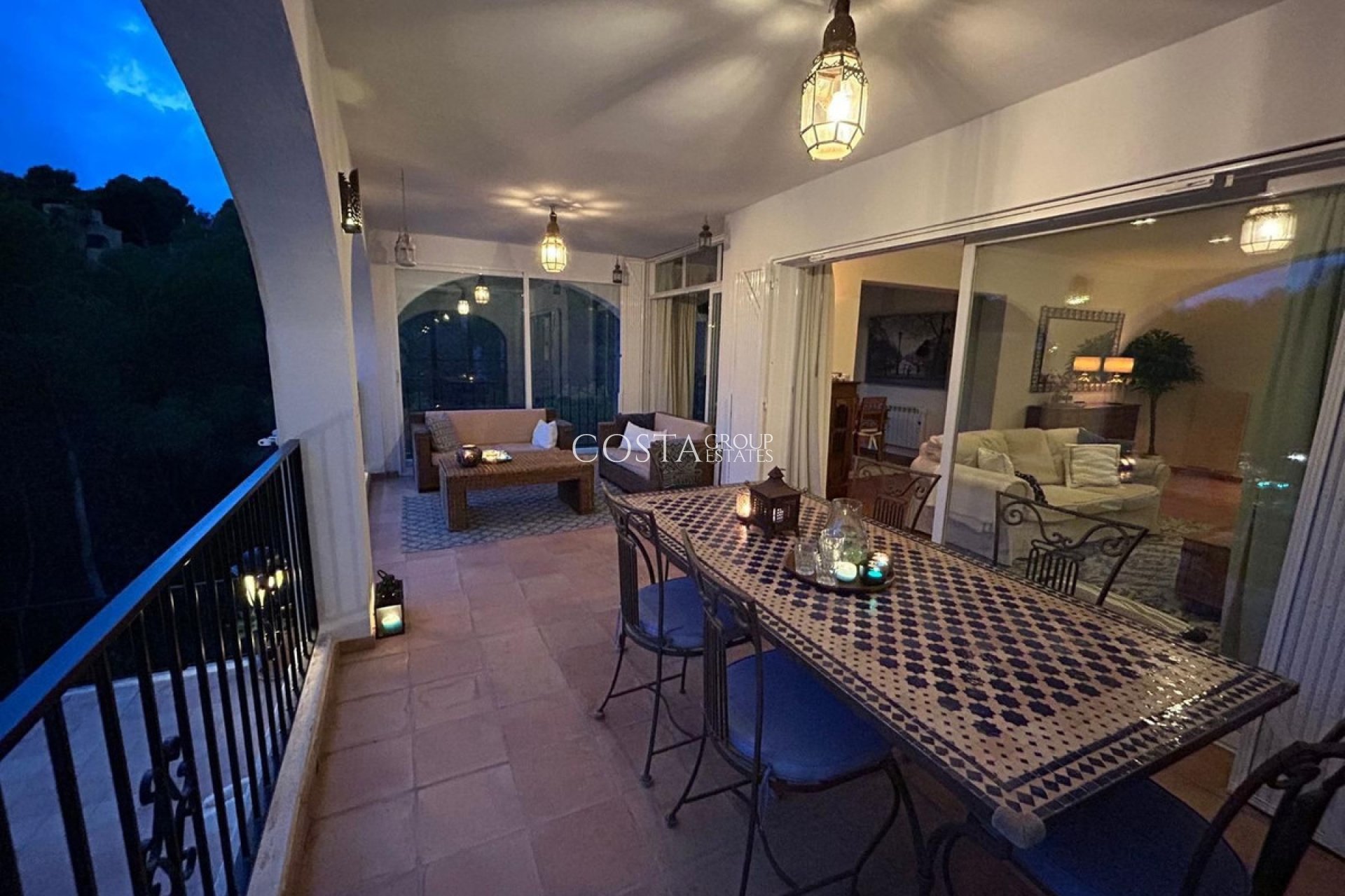 Resale - Villa -
Altea - Altea La Vella