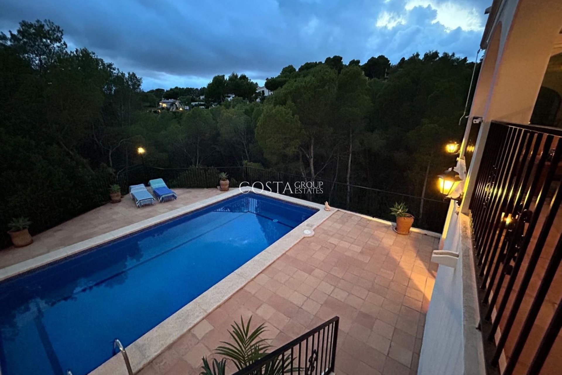 Resale - Villa -
Altea - Altea La Vella