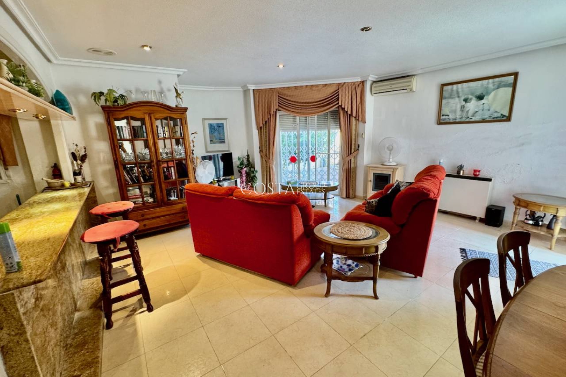 Resale - Villa -
Benferri