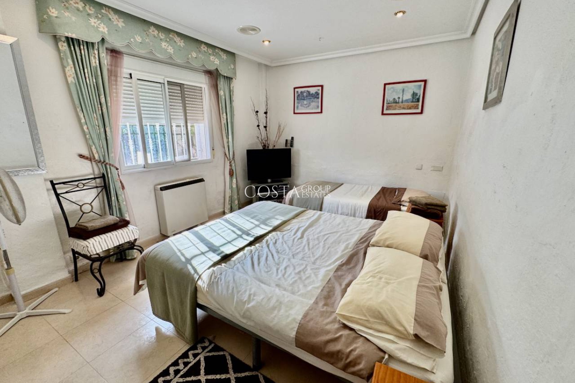 Resale - Villa -
Benferri