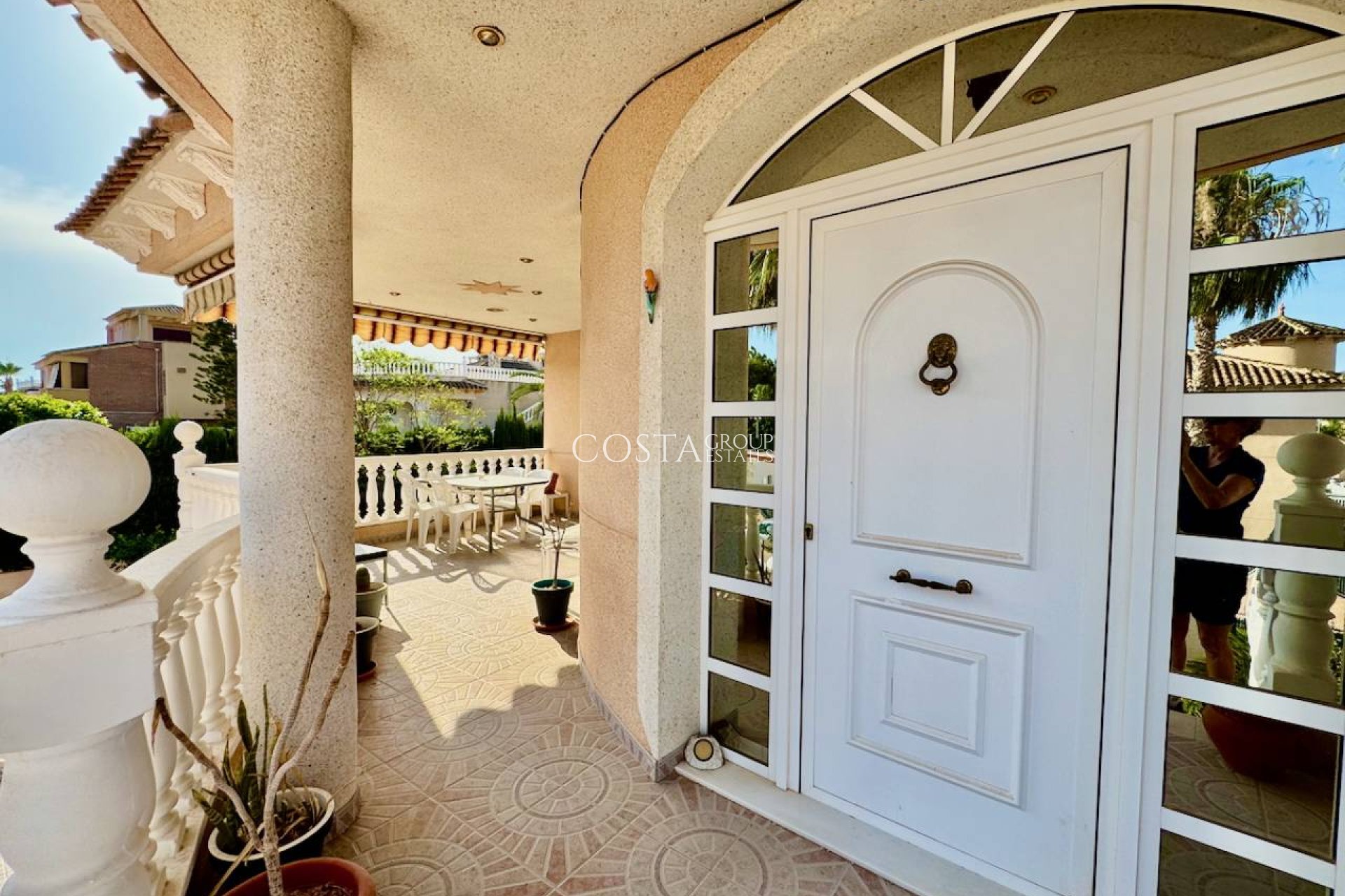 Resale - Villa -
Benferri