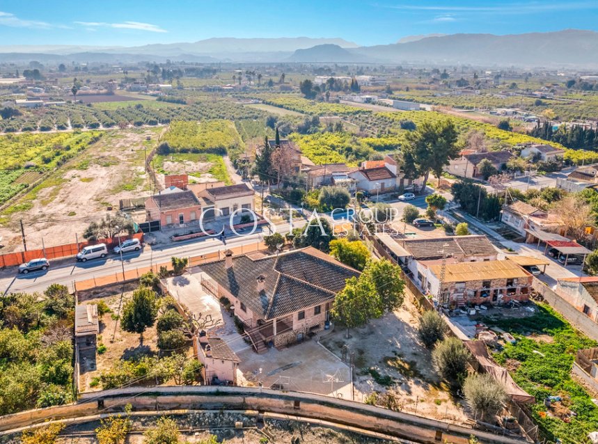 Resale - Villa -
Beniel - Beniel Centro