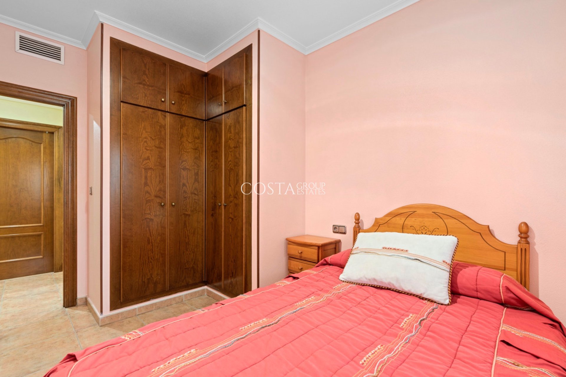 Resale - Villa -
Beniel - Beniel Centro