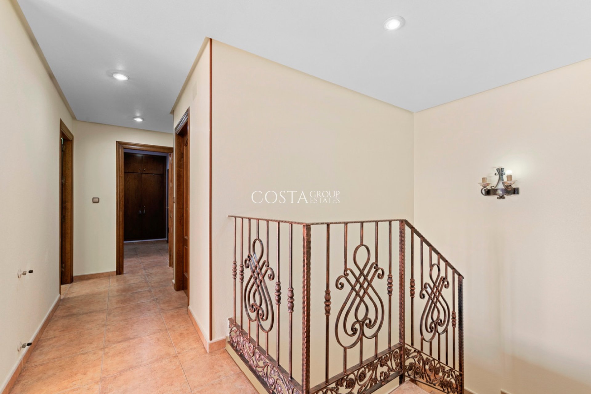 Resale - Villa -
Beniel - Beniel Centro