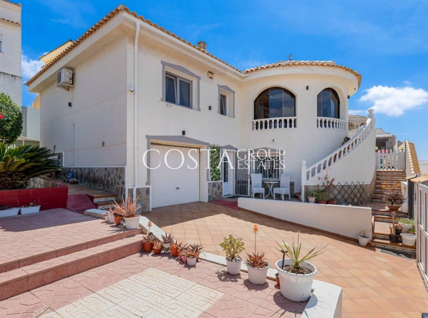 Resale - Villa -
Benijofar