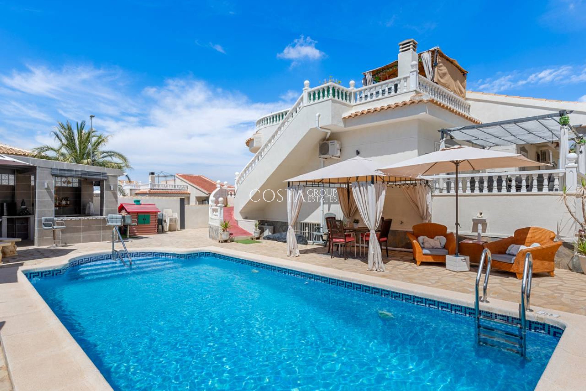 Resale - Villa -
Benijofar