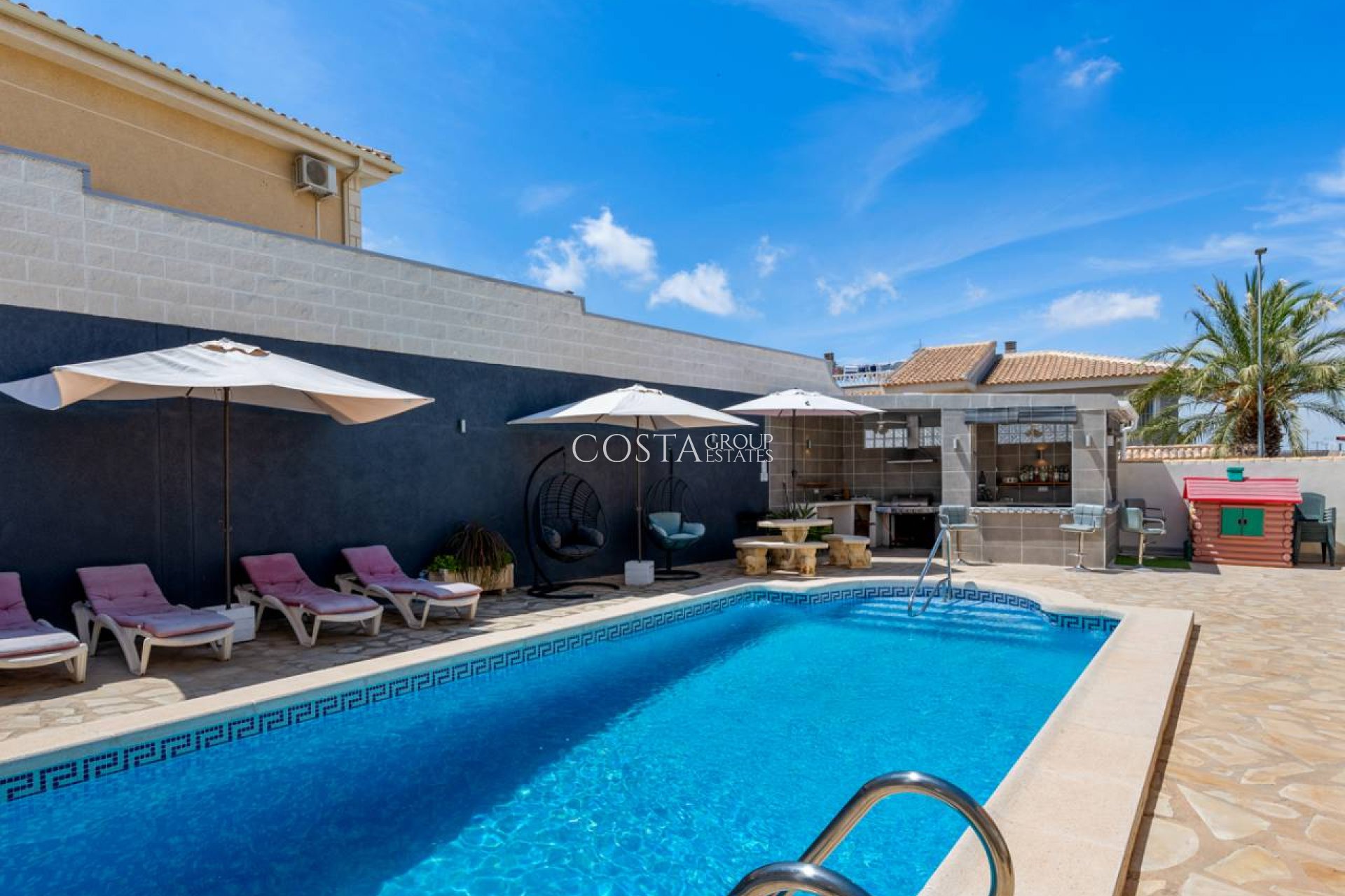 Resale - Villa -
Benijofar