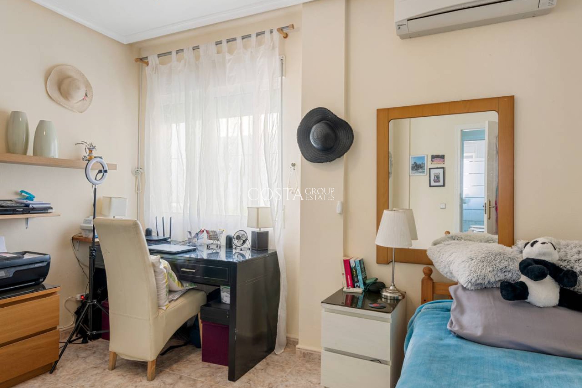 Resale - Villa -
Benijofar