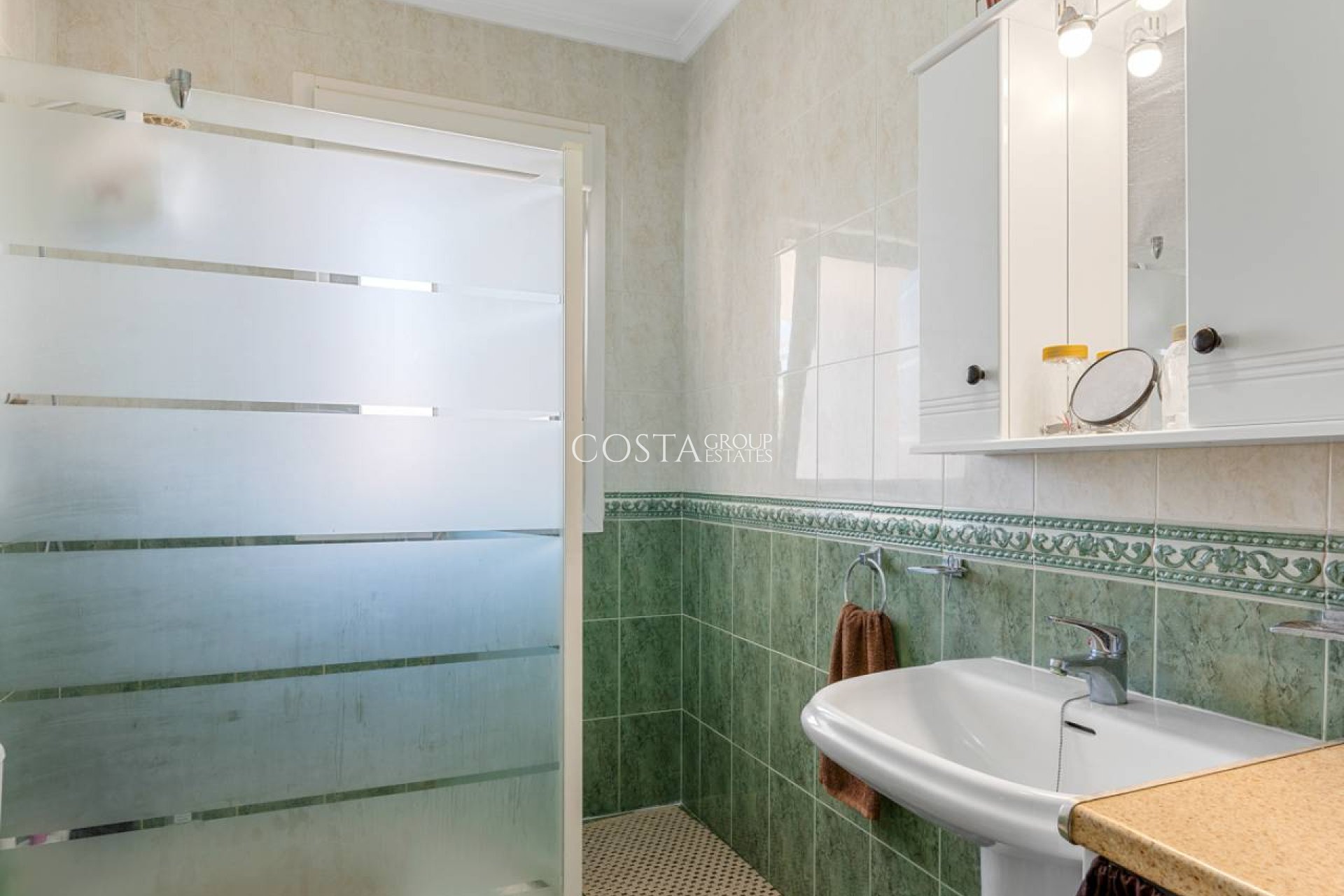 Resale - Villa -
Benijofar