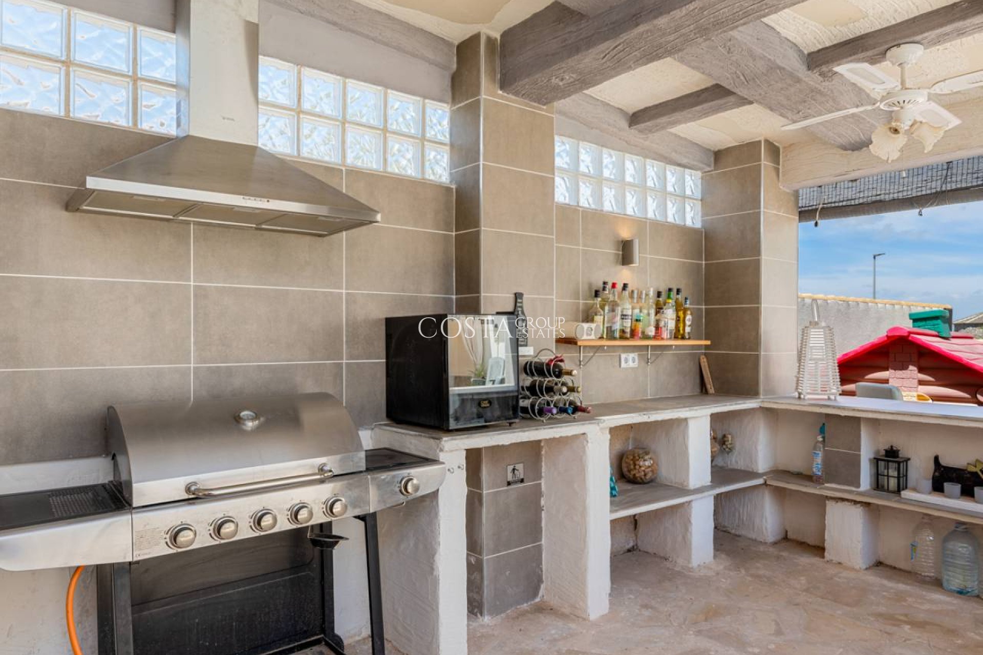 Resale - Villa -
Benijofar