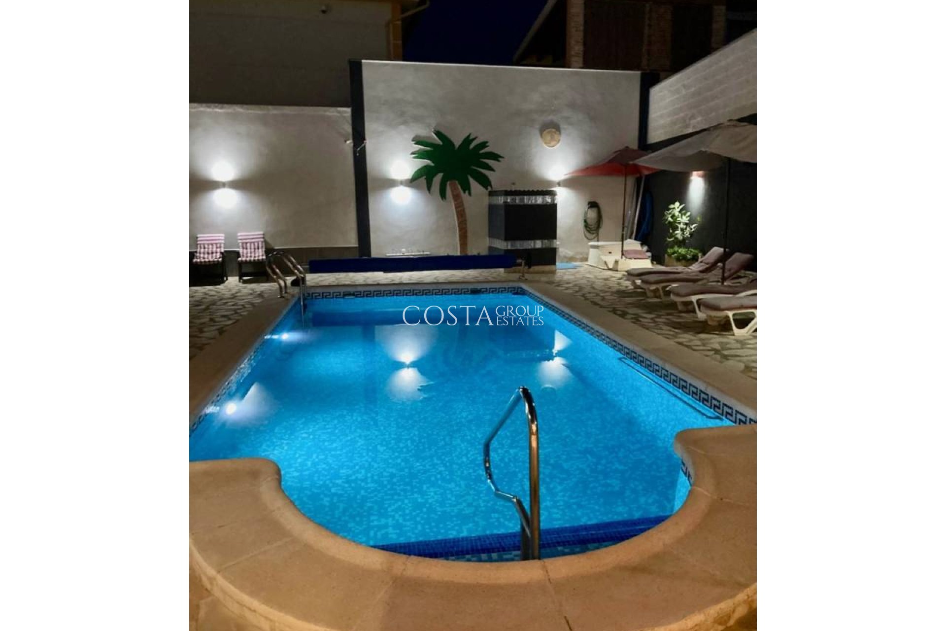 Resale - Villa -
Benijofar