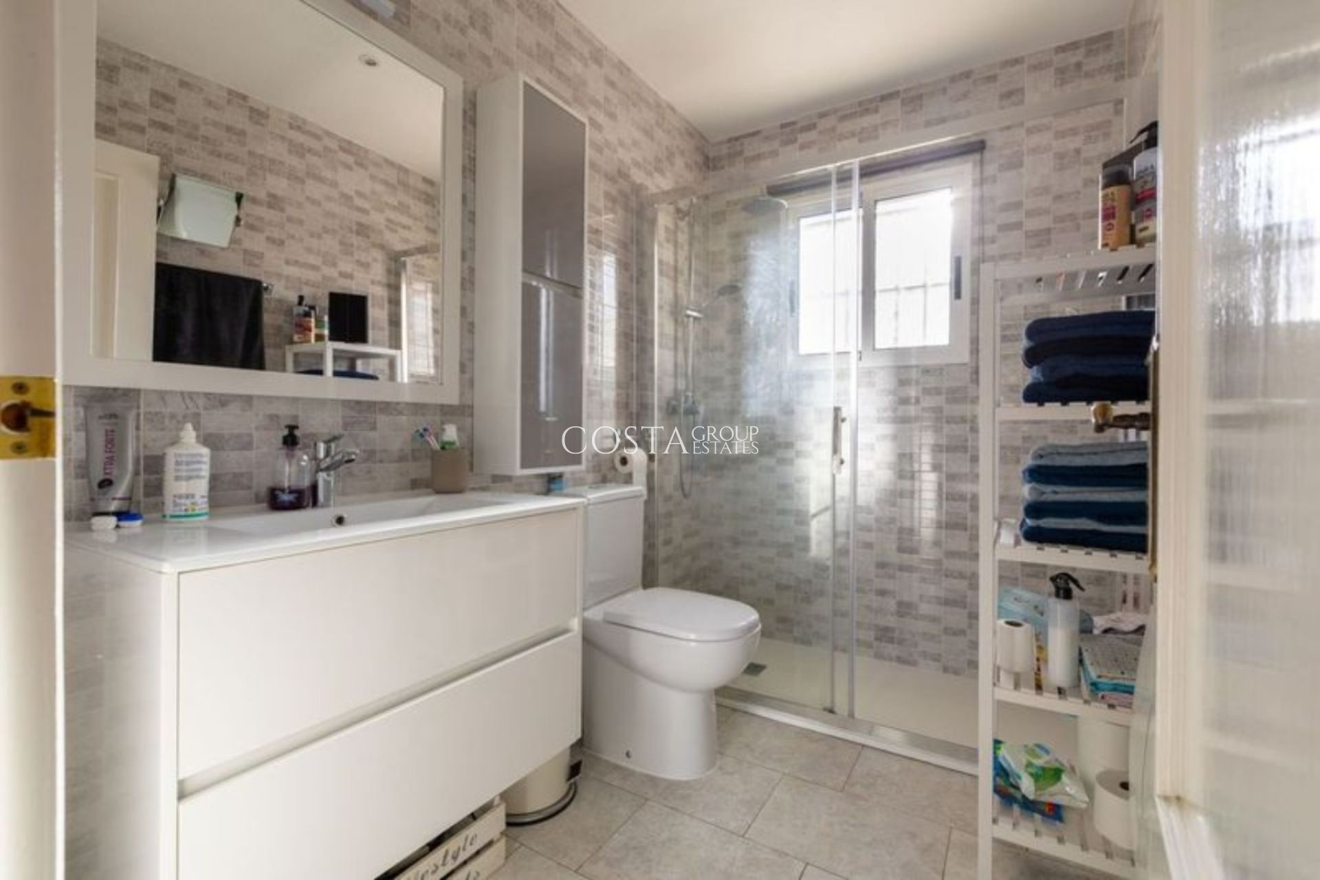 Resale - Villa -
Benijofar