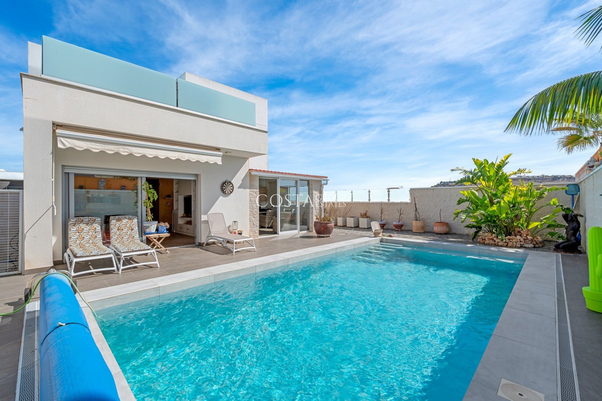 Resale - Villa -
Benijofar