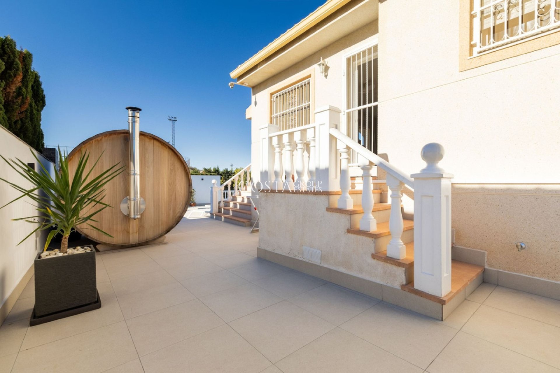 Resale - Villa -
Benijofar