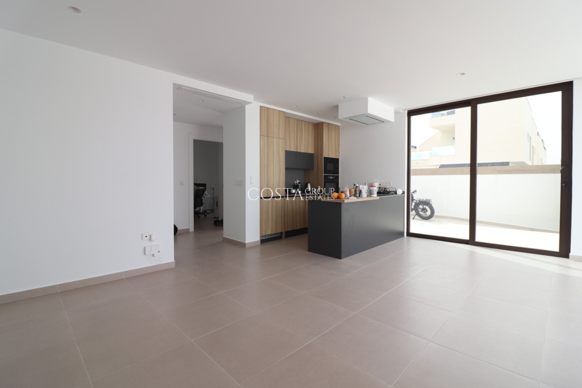 Resale - Villa -
Benijofar