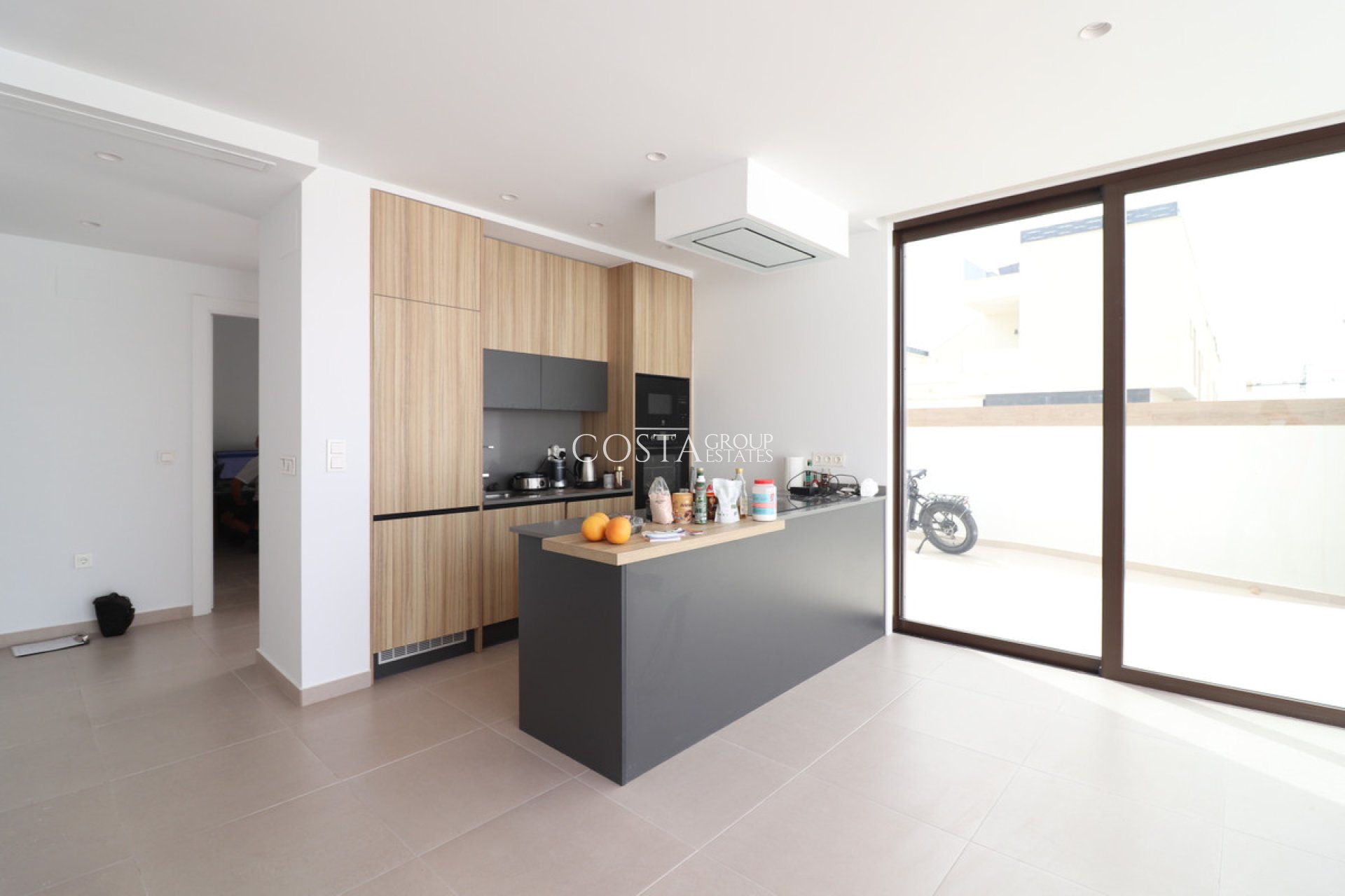 Resale - Villa -
Benijofar