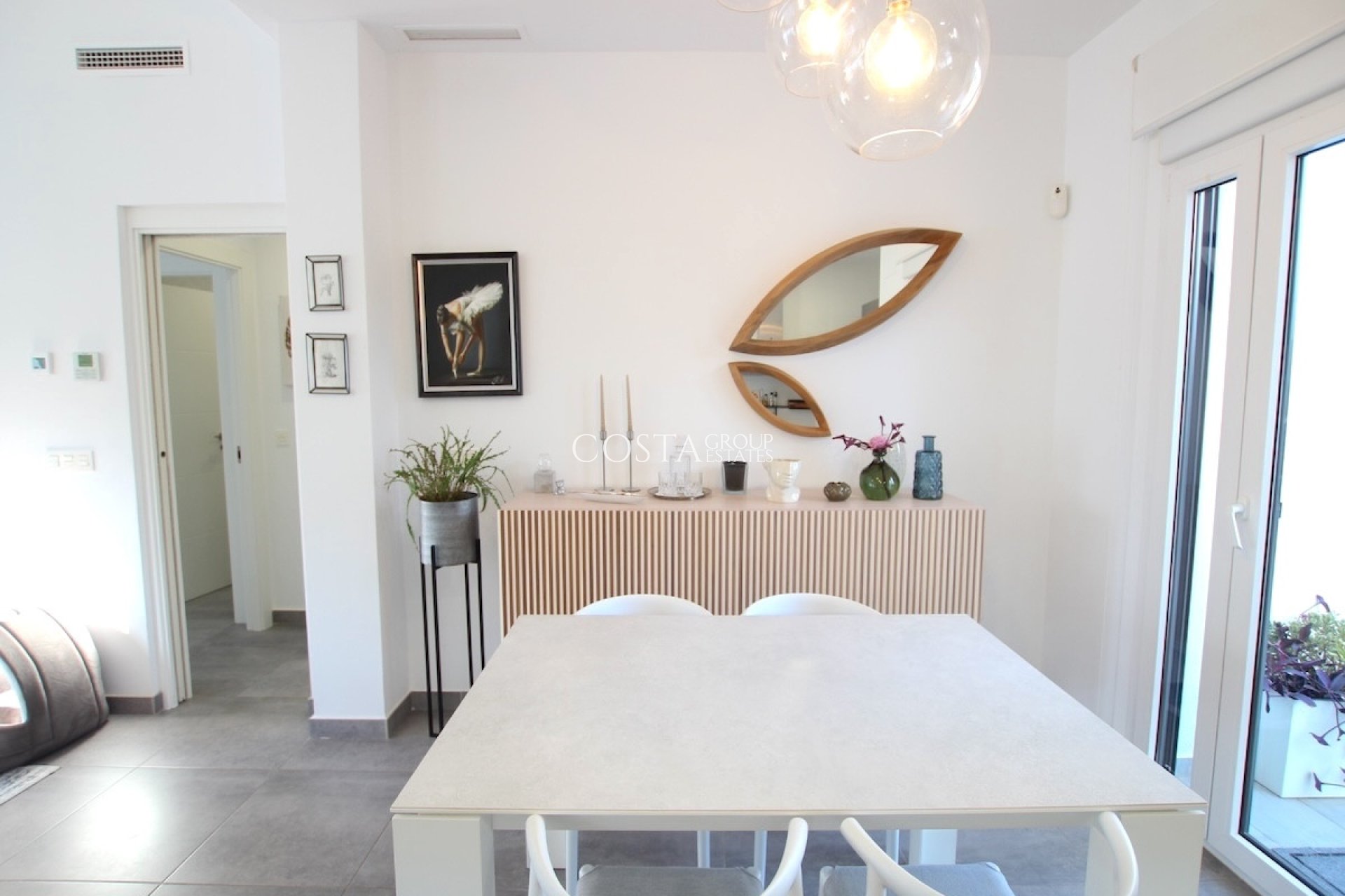 Resale - Villa -
Benijofar