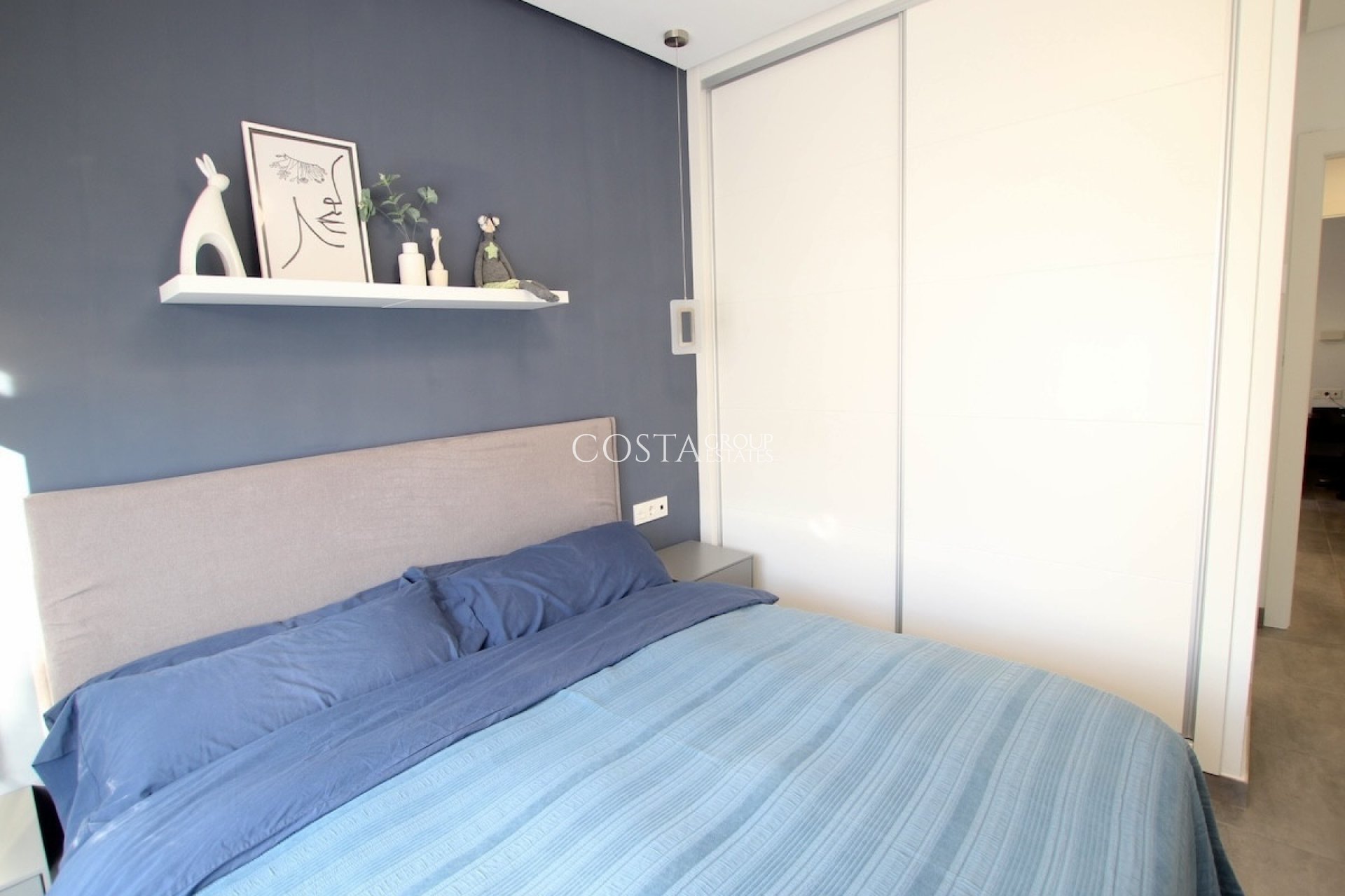 Resale - Villa -
Benijofar