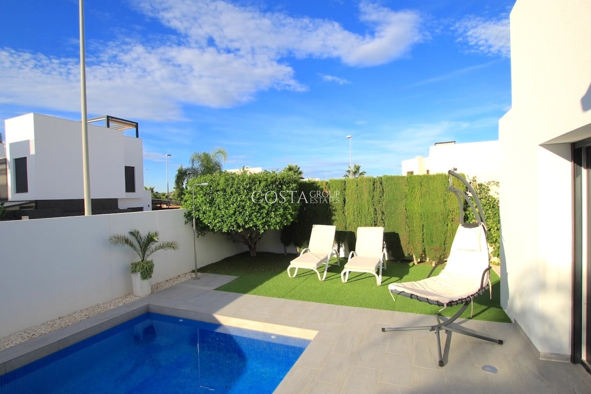 Resale - Villa -
Benijofar