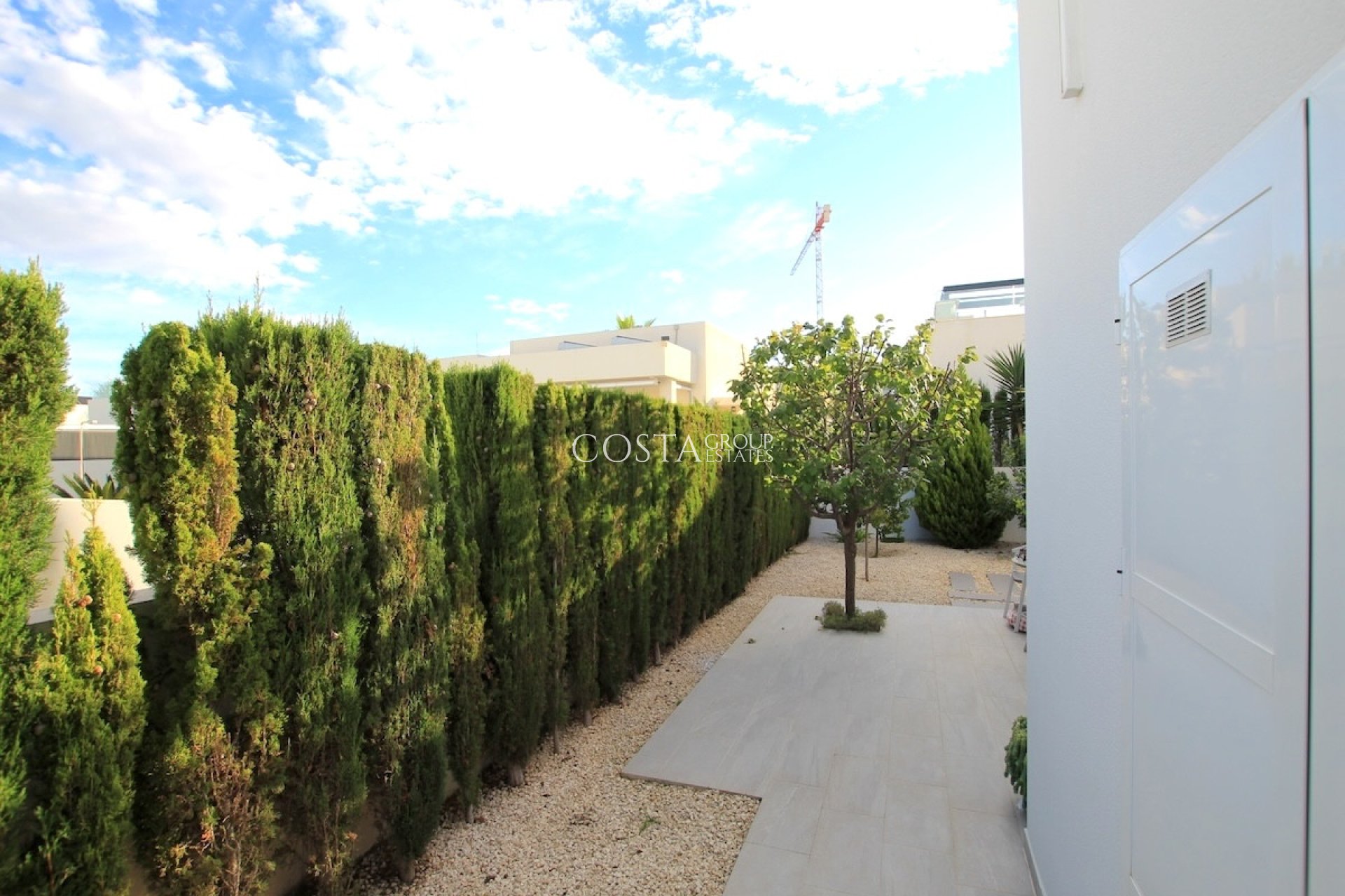 Resale - Villa -
Benijofar