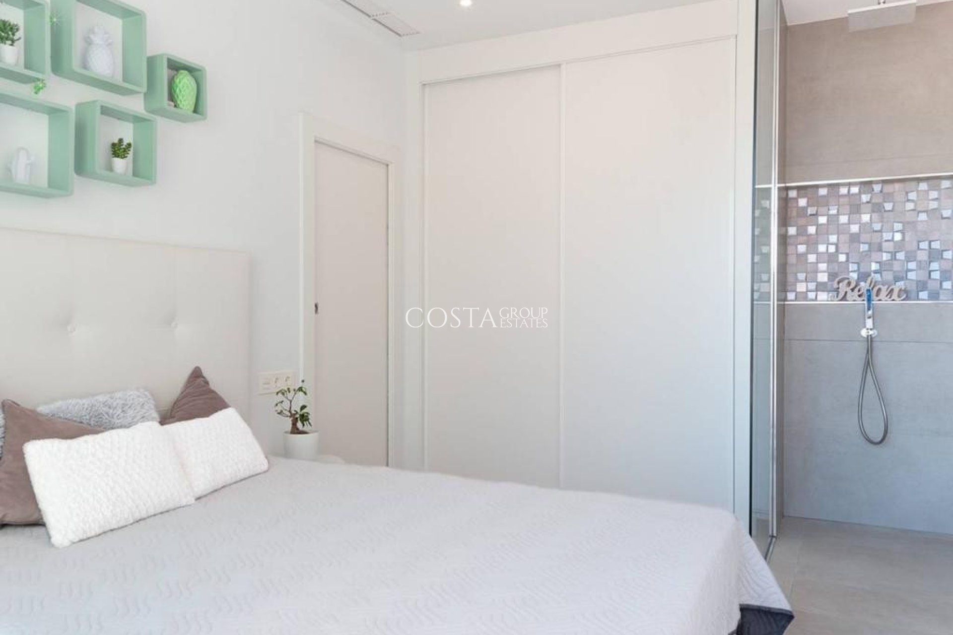 Resale - Villa -
Benijofar