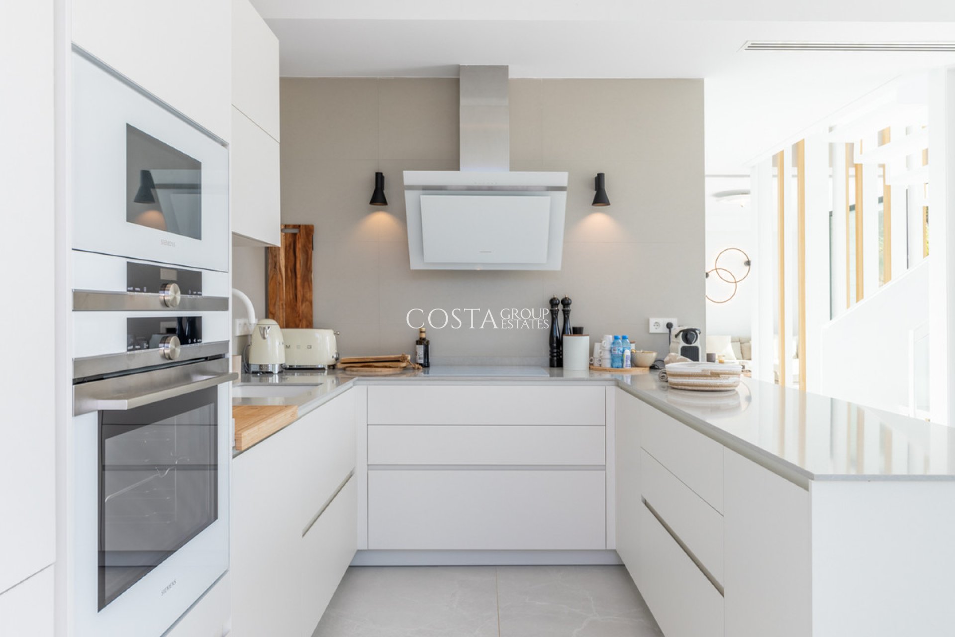 Resale - Villa -
Benissa - Benissa Centro