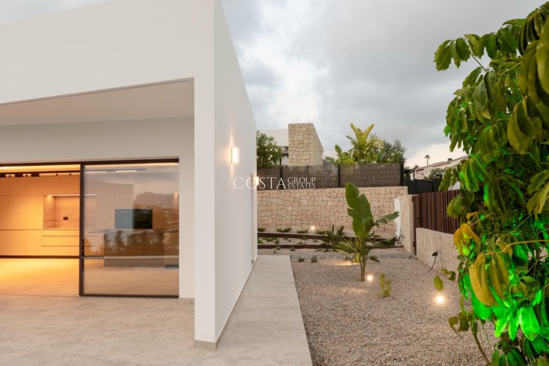 Resale - Villa -
Benissa - Benissa Centro