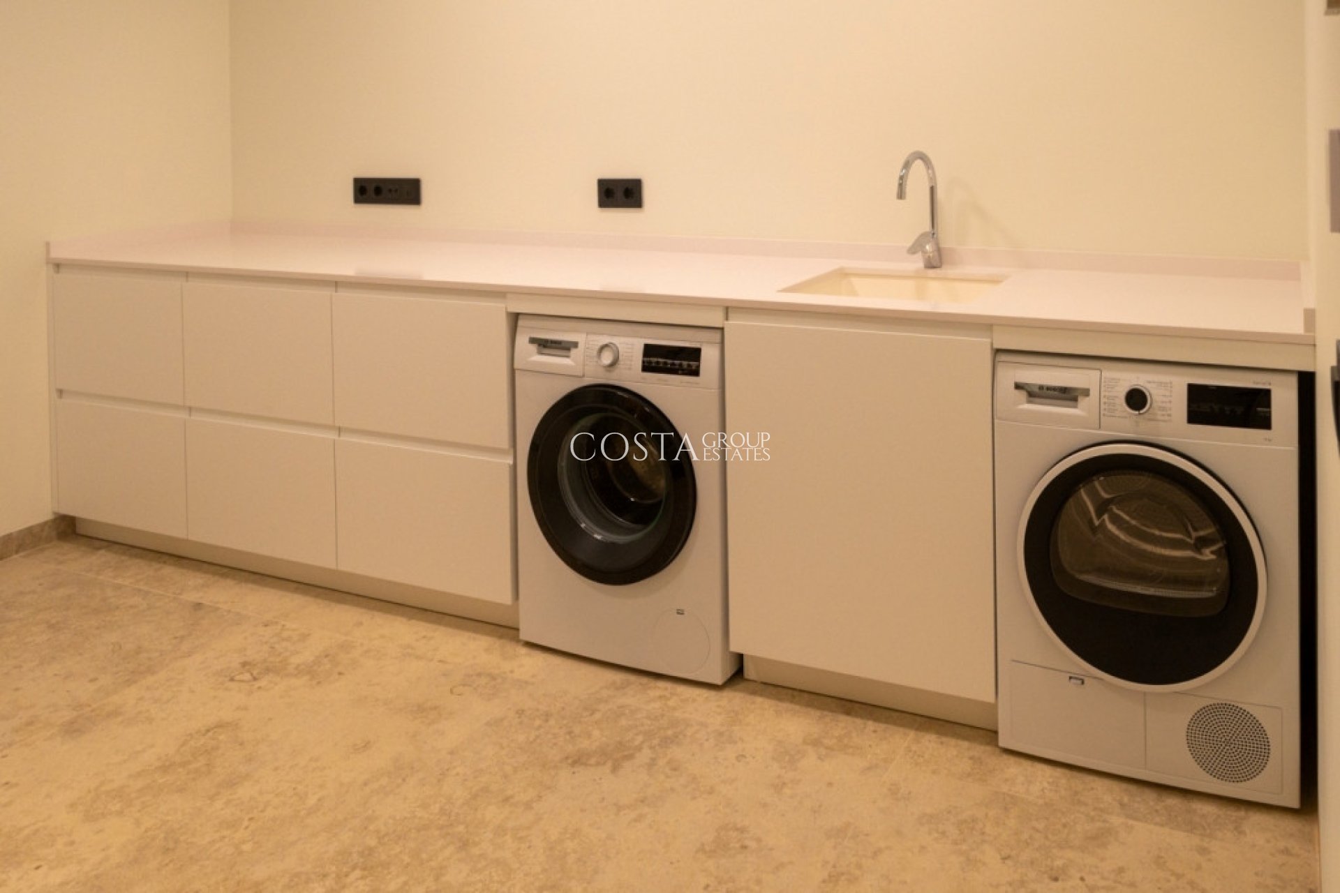 Resale - Villa -
Benissa - Benissa Centro