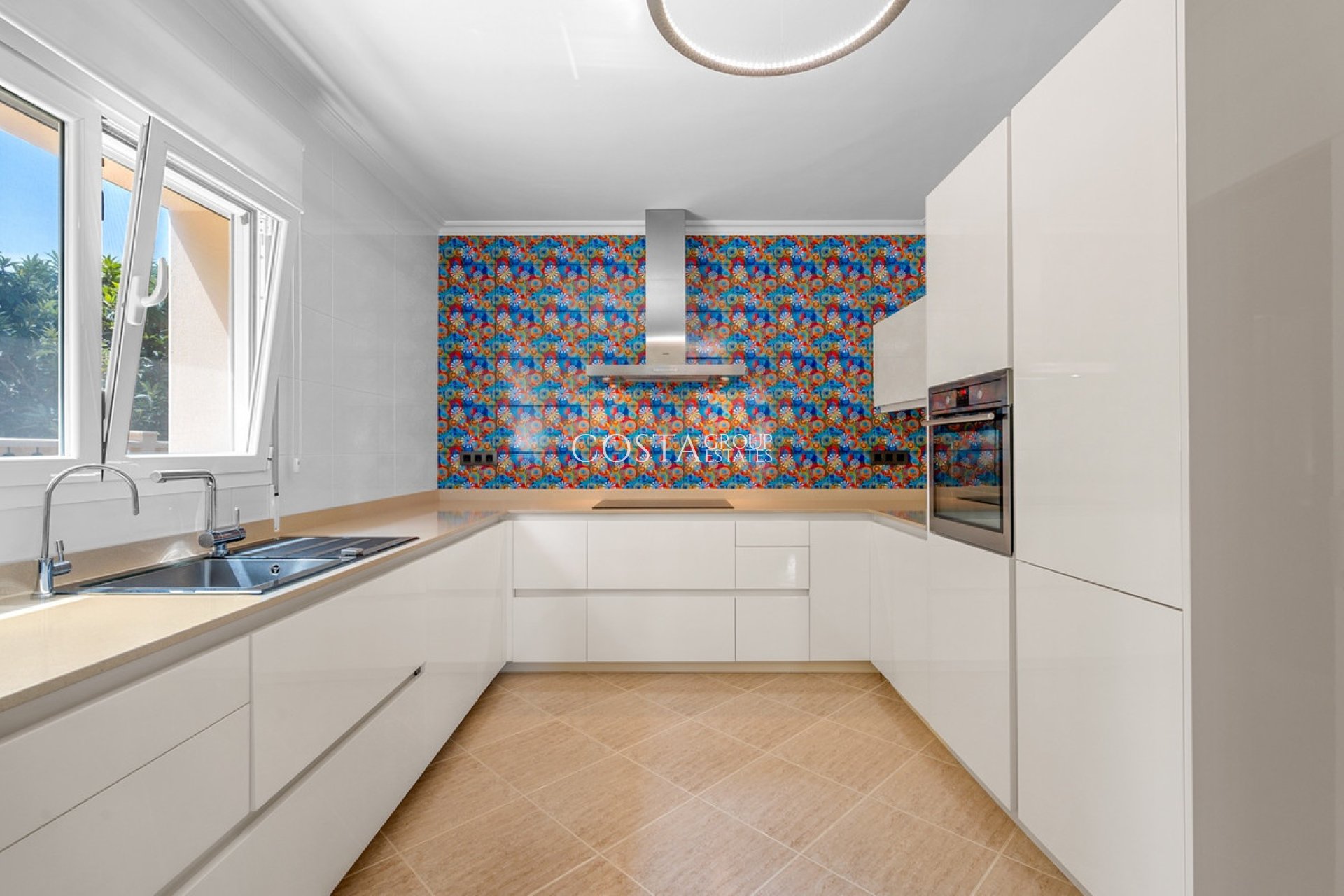 Resale - Villa -
Benissa - Benissa Centro