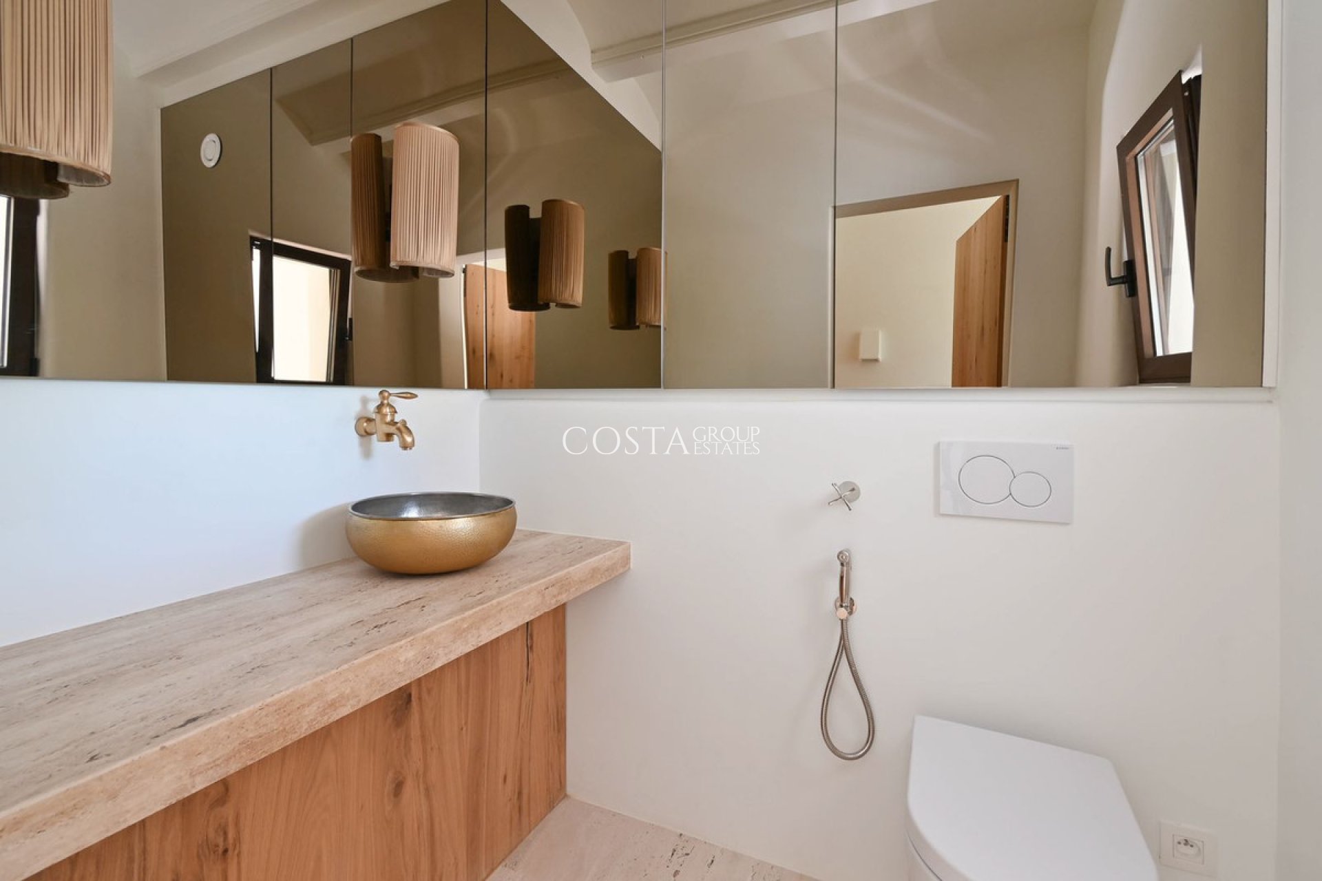 Resale - Villa -
Benissa - Benissa Centro