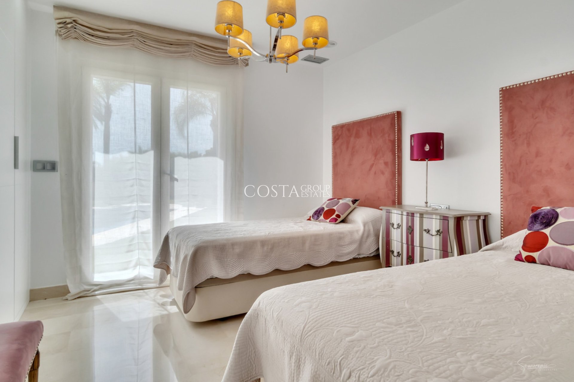 Resale - Villa -
Benissa - Benissa Centro