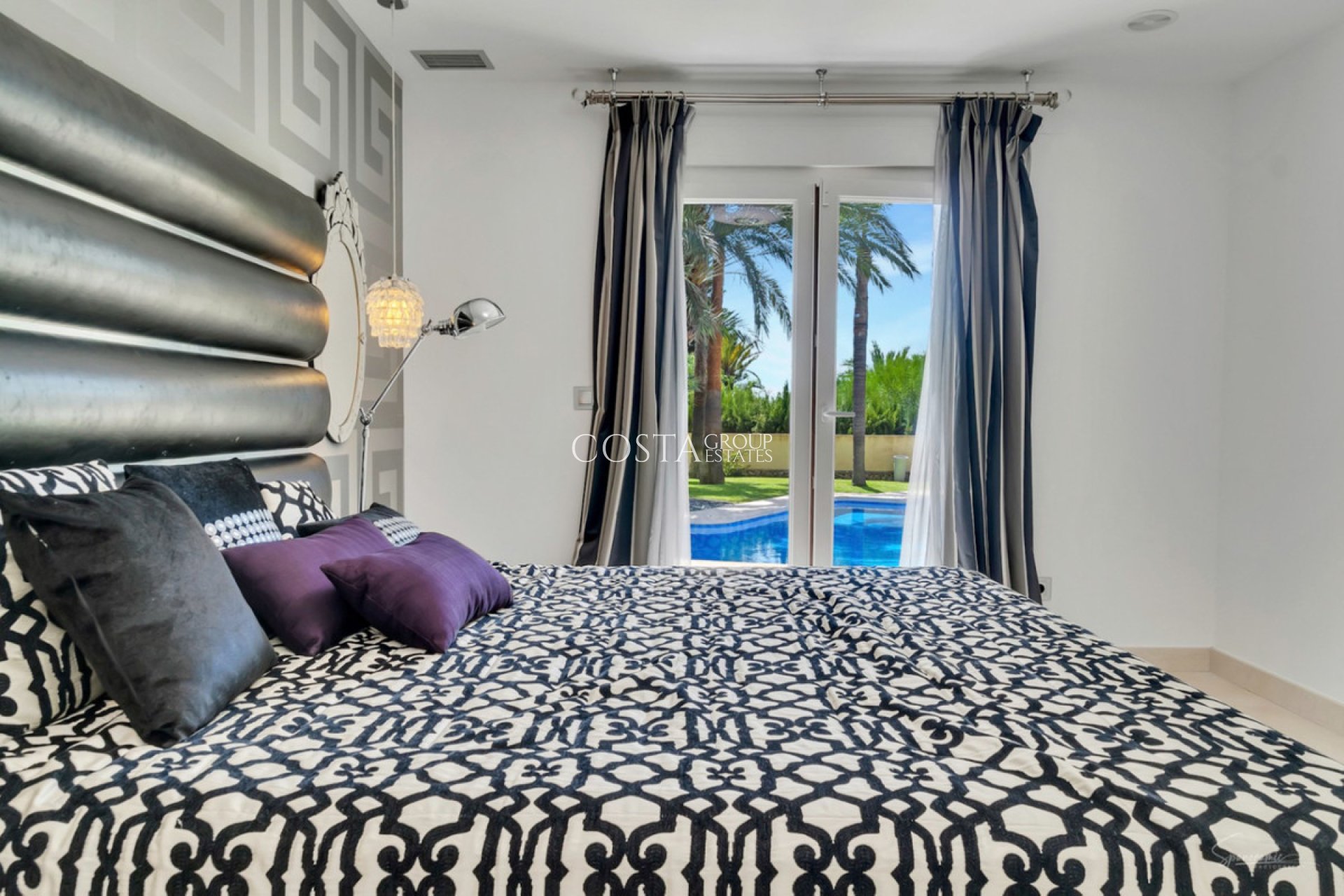 Resale - Villa -
Benissa - Benissa Centro