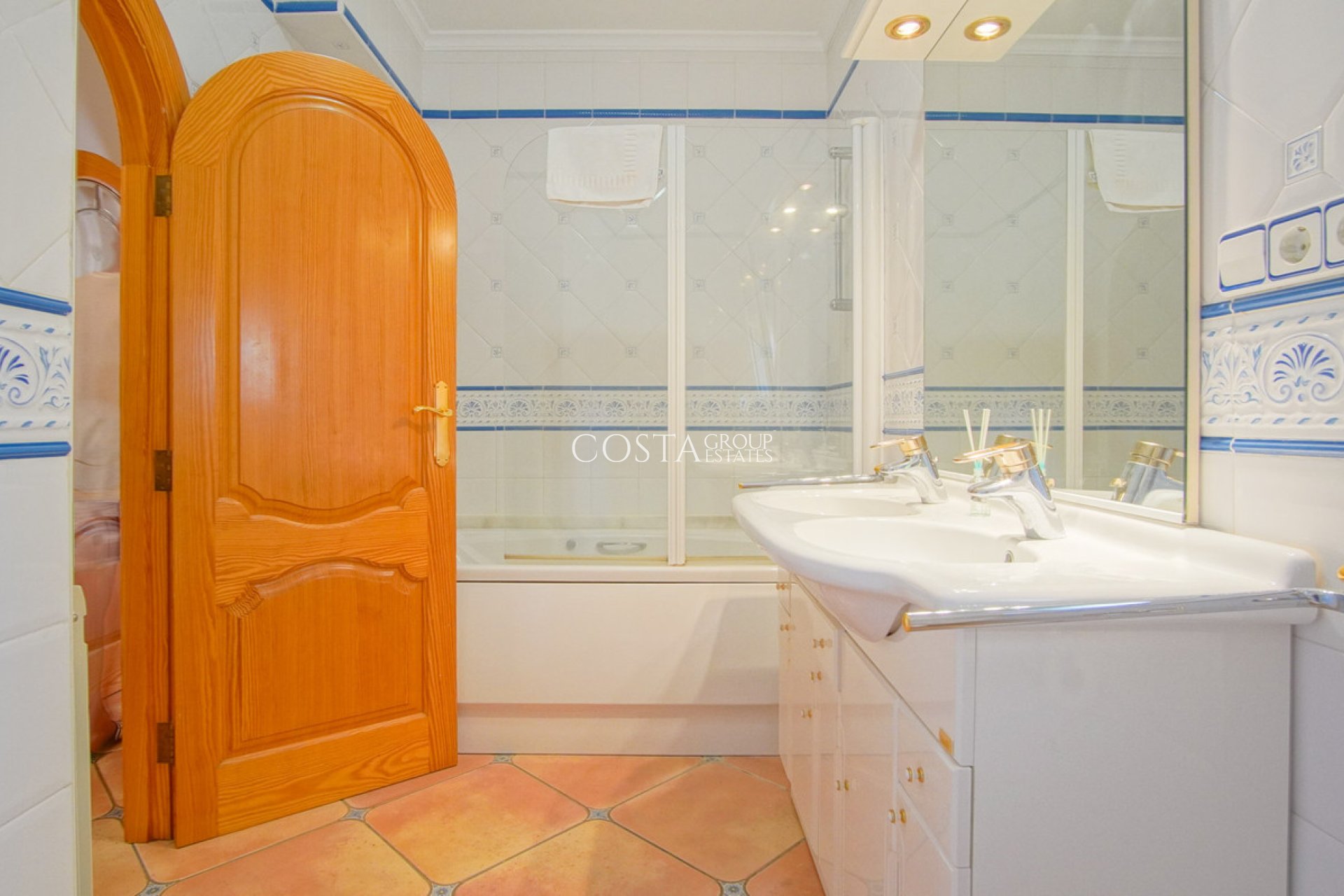 Resale - Villa -
Benissa - Benissa Centro