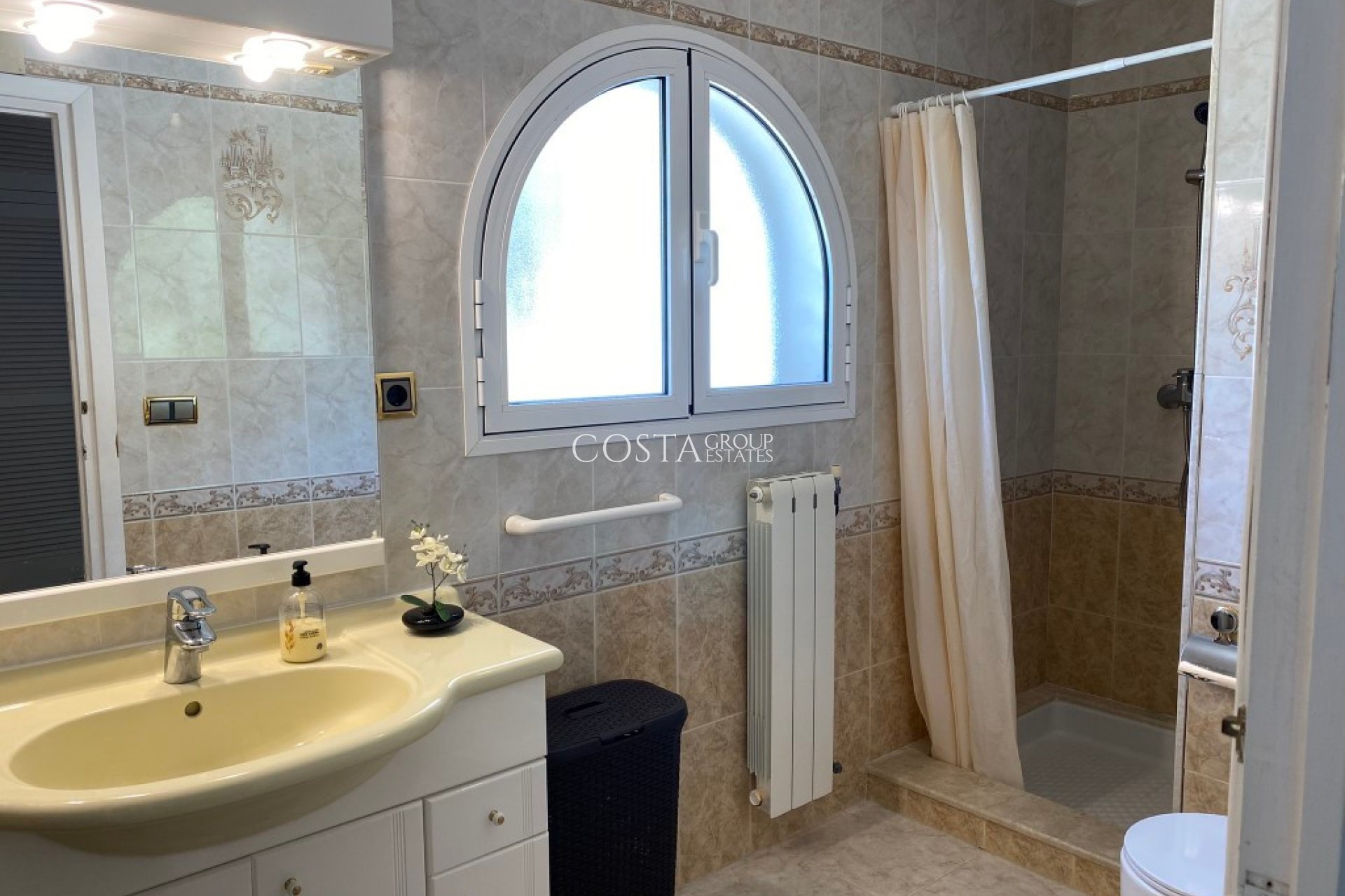 Resale - Villa -
Benissa - Benissa Centro