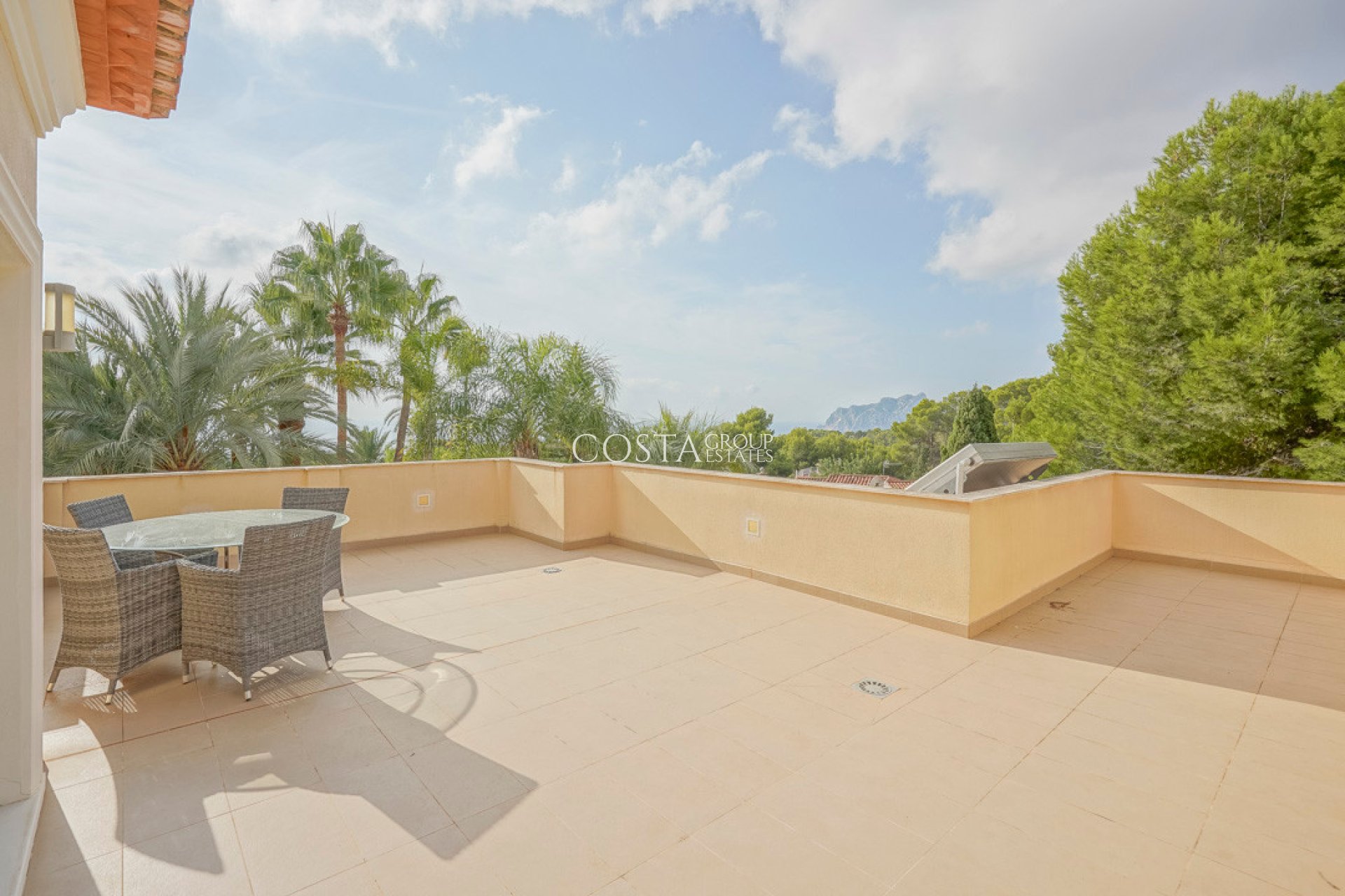 Resale - Villa -
Benissa - Benissa Centro