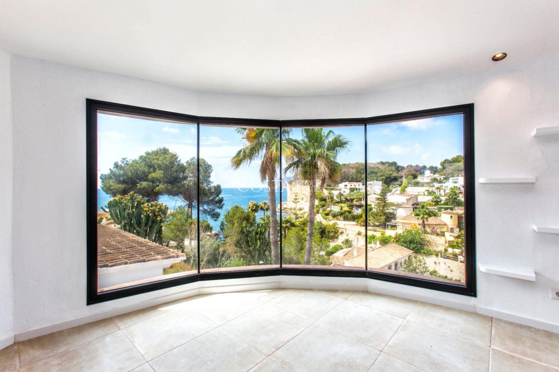 Resale - Villa -
Benissa - Benissa Centro