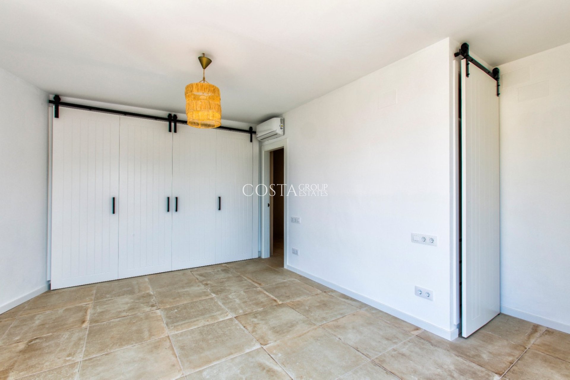 Resale - Villa -
Benissa - Benissa Centro