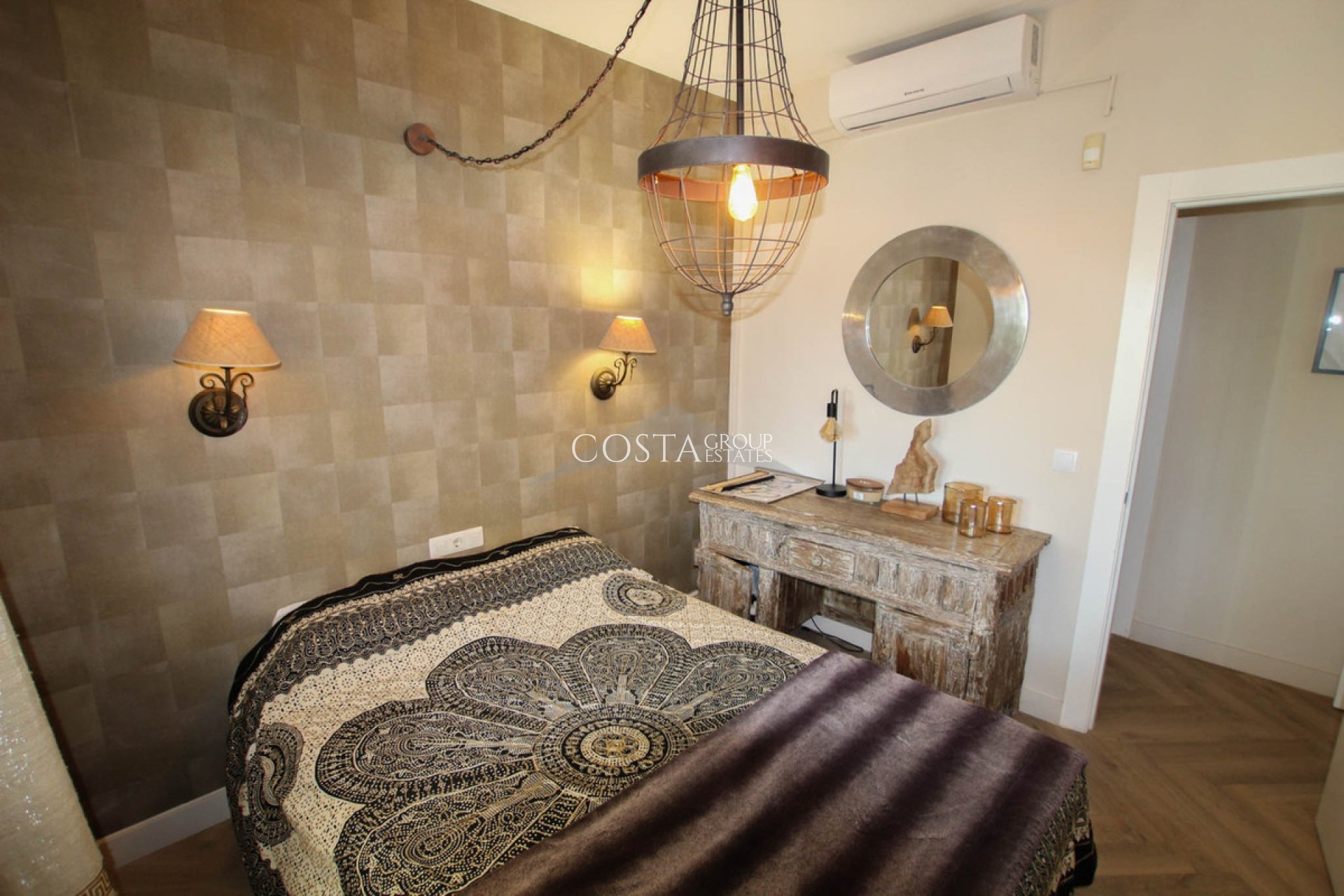 Resale - Villa -
Benissa - Benissa Centro