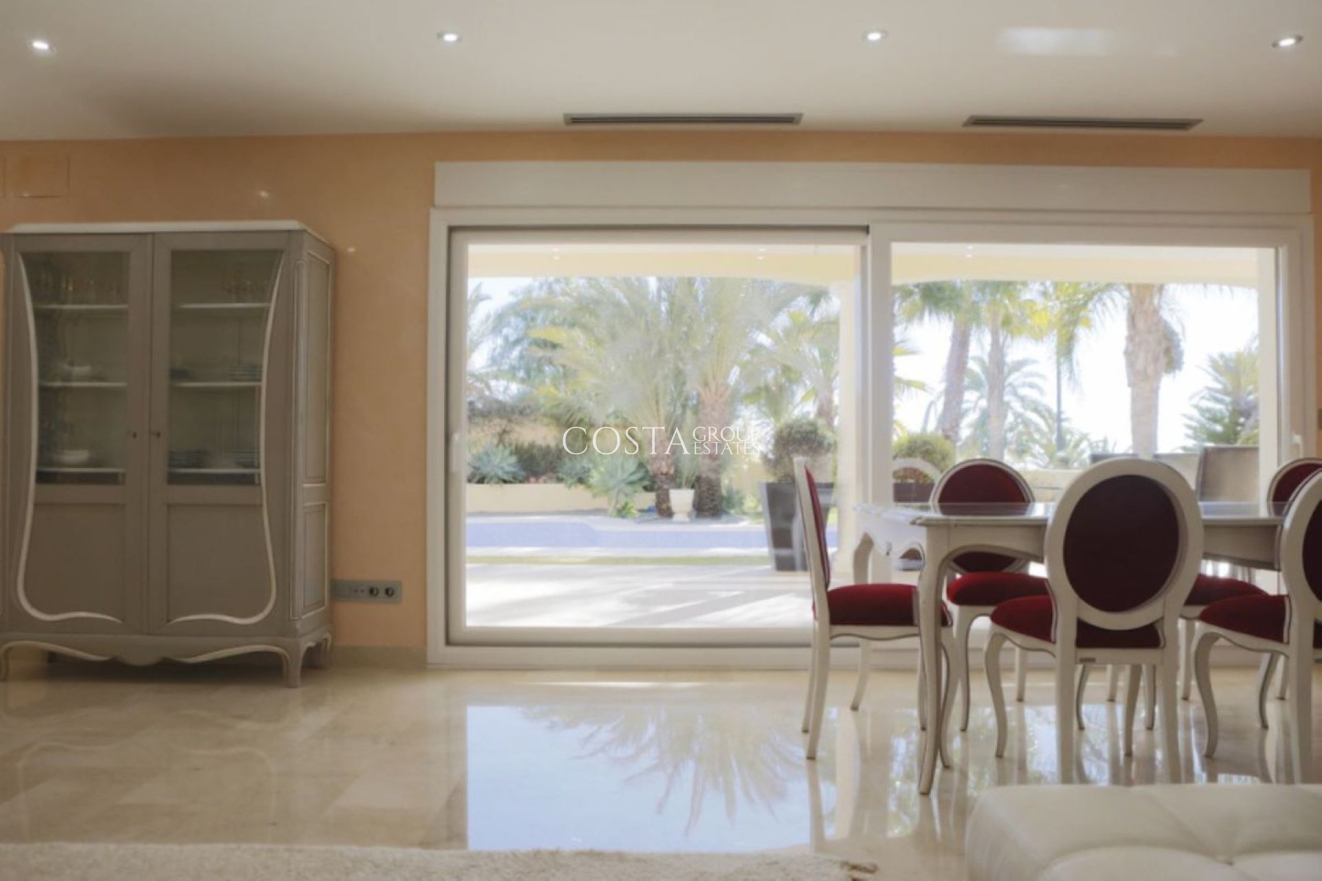 Resale - Villa -
Benissa - Benissa Centro