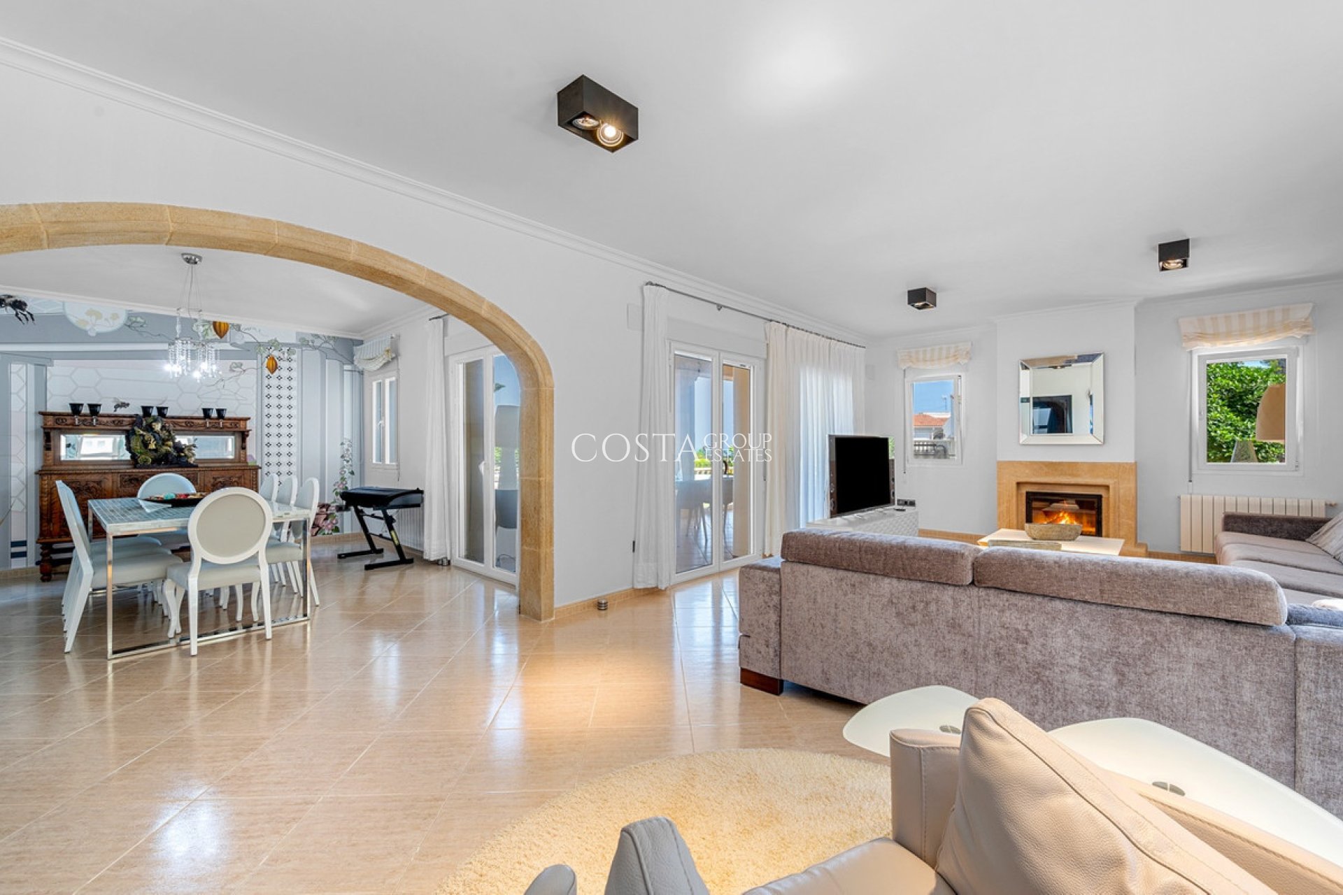 Resale - Villa -
Benissa - Benissa Centro