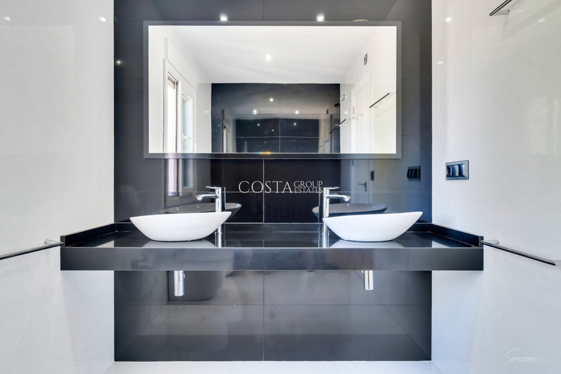 Resale - Villa -
Benissa - Benissa Centro