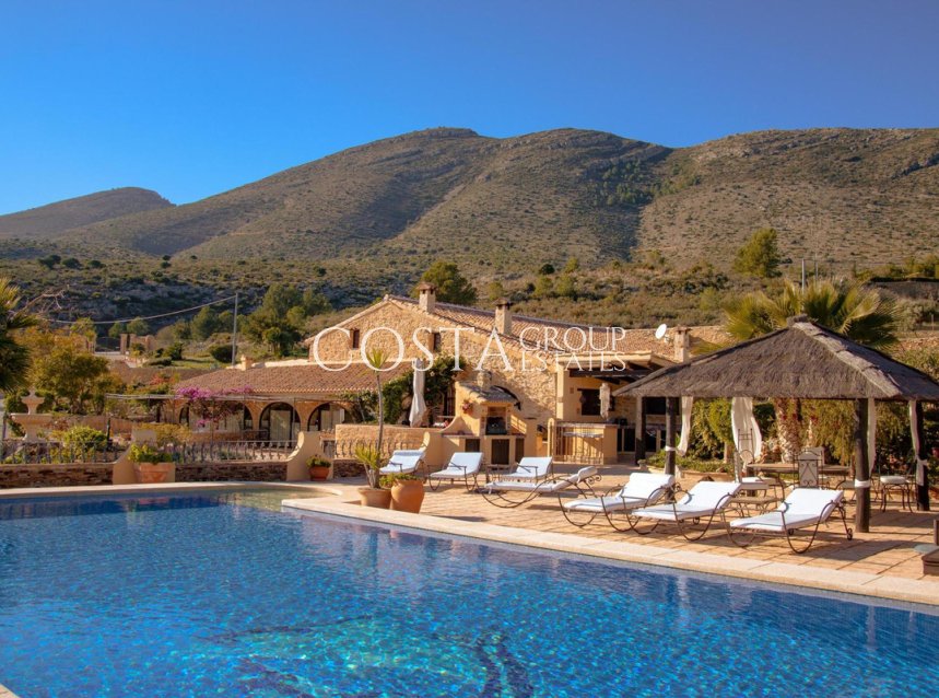 Resale - Villa -
Benissa - Benissa Centro