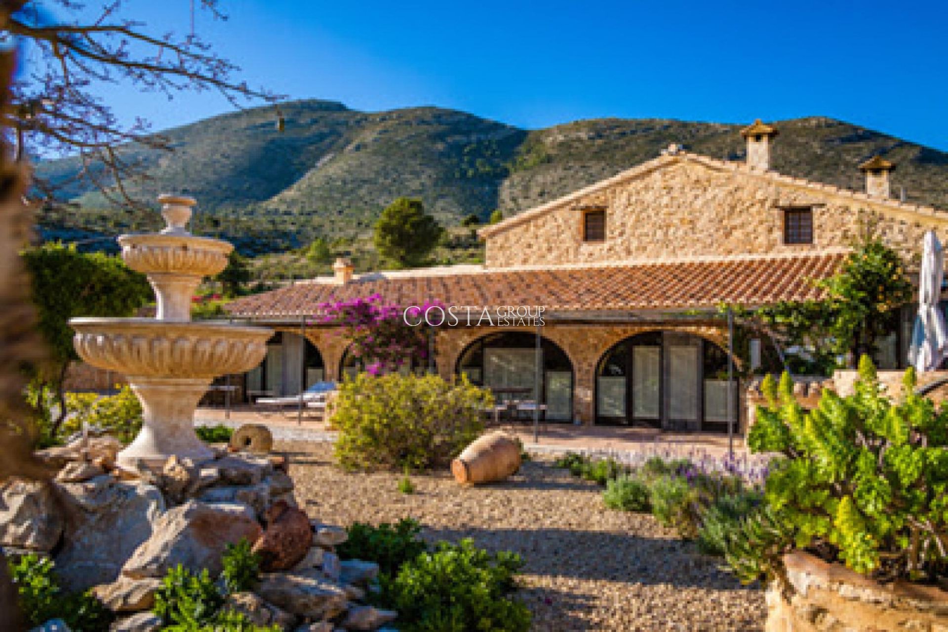 Resale - Villa -
Benissa - Benissa Centro